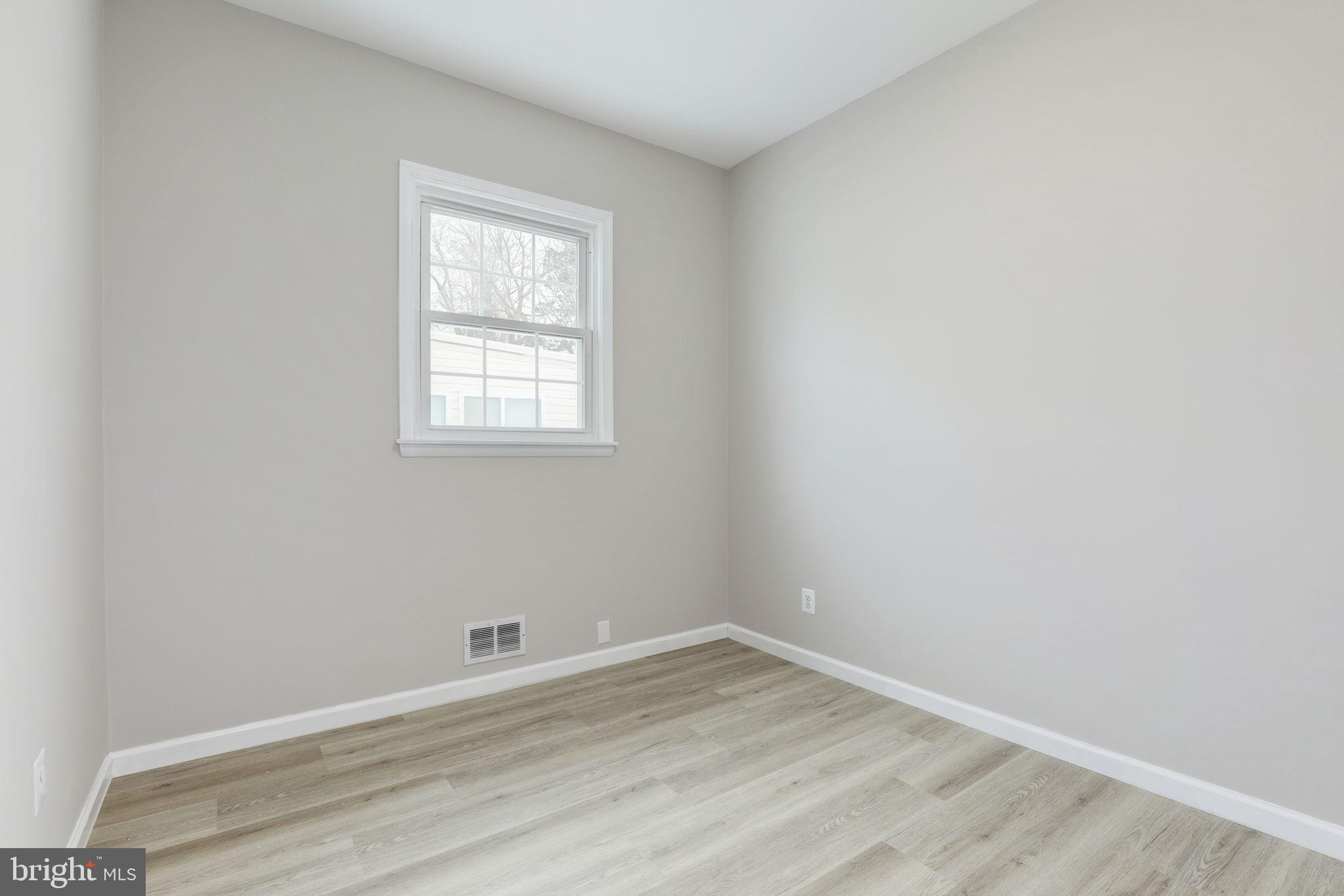 COLUMBIA PARK - Residential