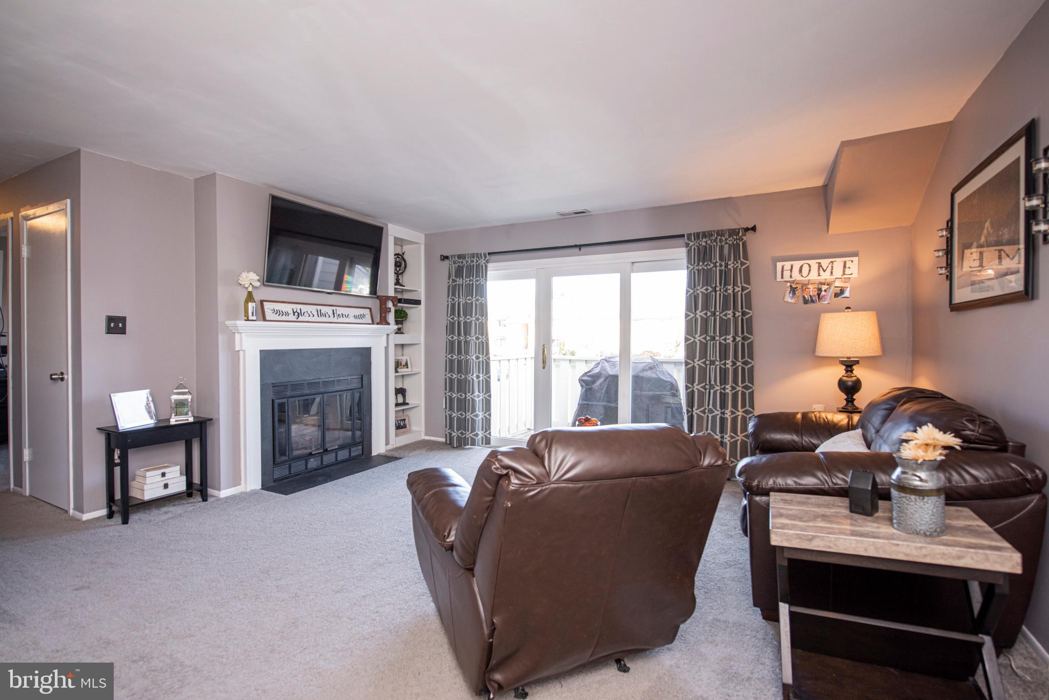 WOOD HOLLOW - Residential