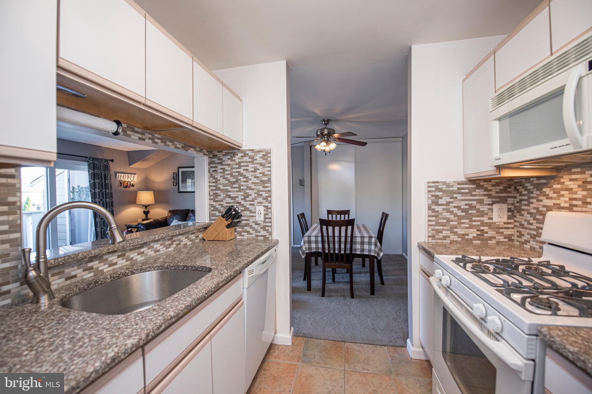 WOOD HOLLOW - Residential