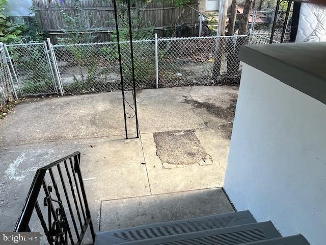 ELMWOOD PARK - Residential