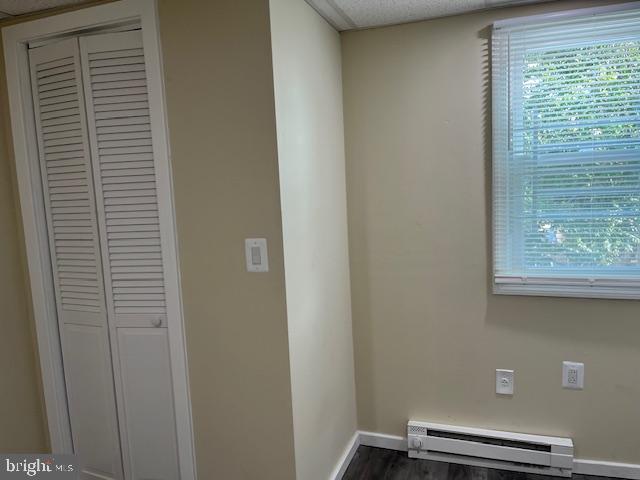 ELMWOOD PARK - Residential