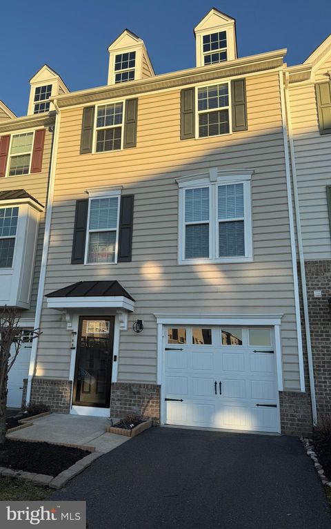 Townhouse For Sale - 169 Star Drive<br/> MOUNT HOLLY, NJ 08060