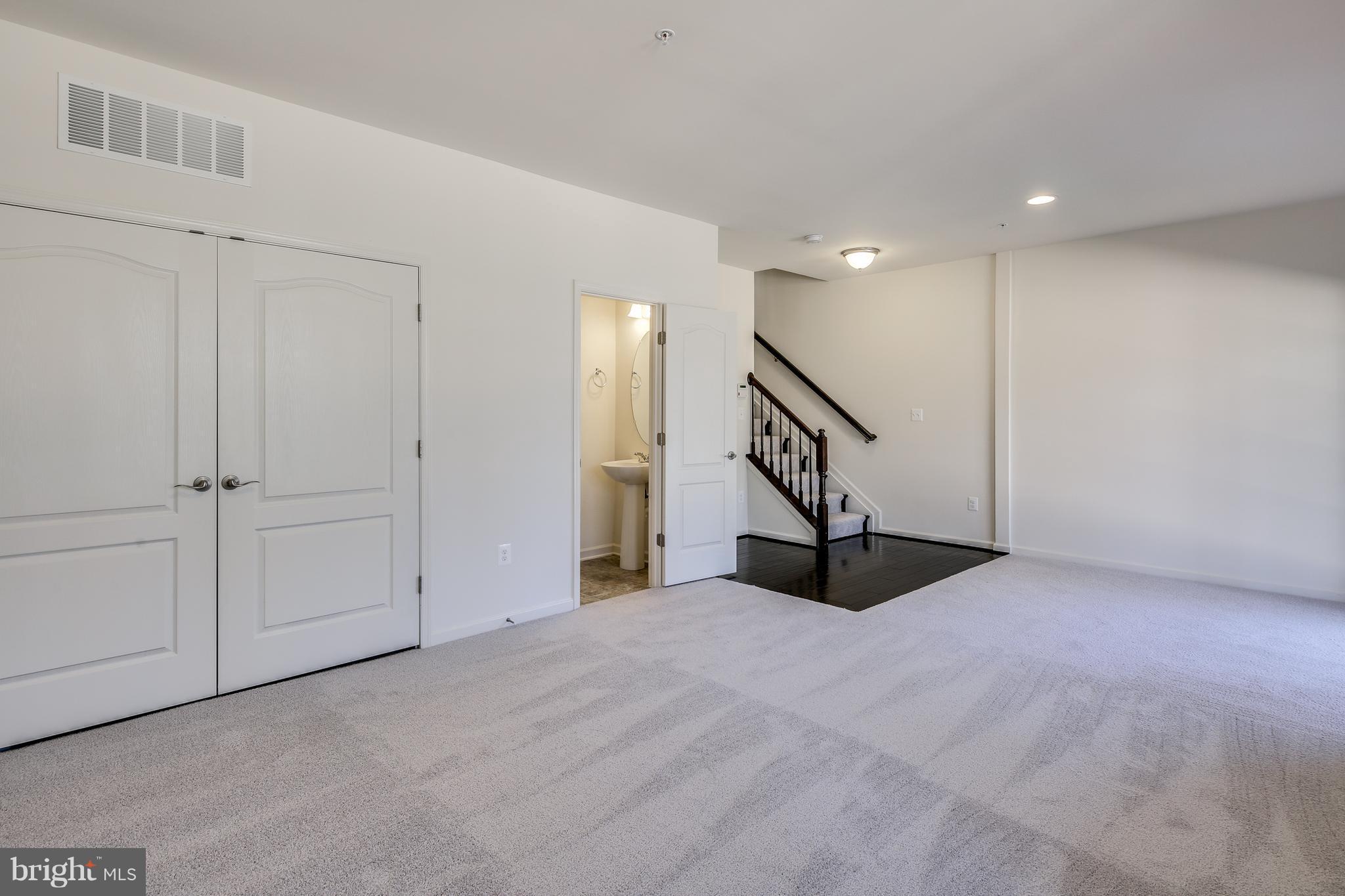 PRESERVE AT WINDLASS RUN - Residential