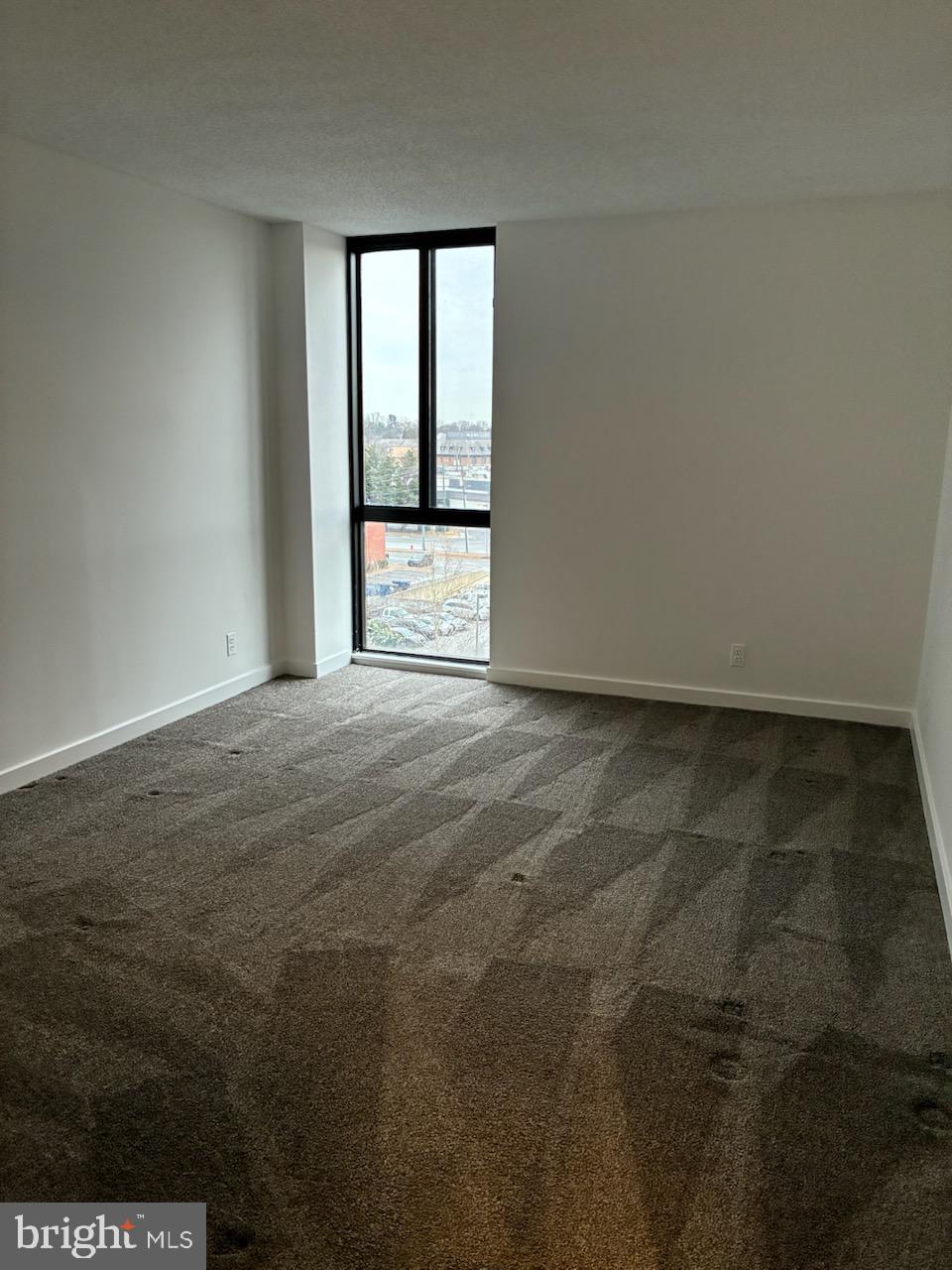 MCLEAN HOUSE NORTH - Residential