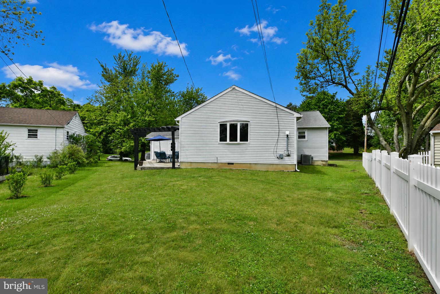 3875 LUKENS LANE