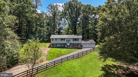 Property photo of 13491 Olde Oak Drive, Charlotte Hall, MD 20622