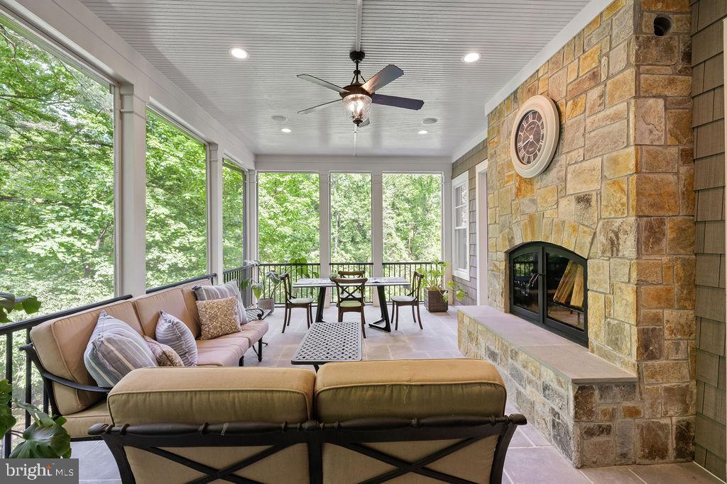 CHESTERBROOK - Residential