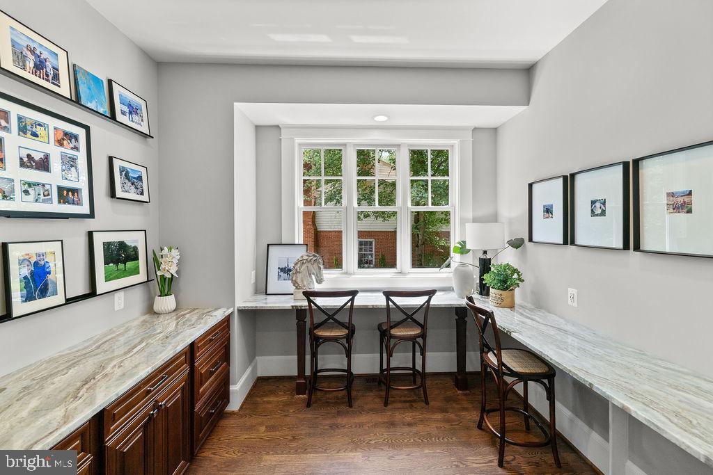 CHESTERBROOK - Residential