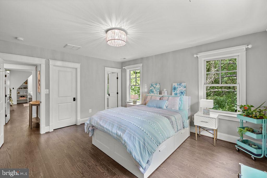 CHESTERBROOK - Residential