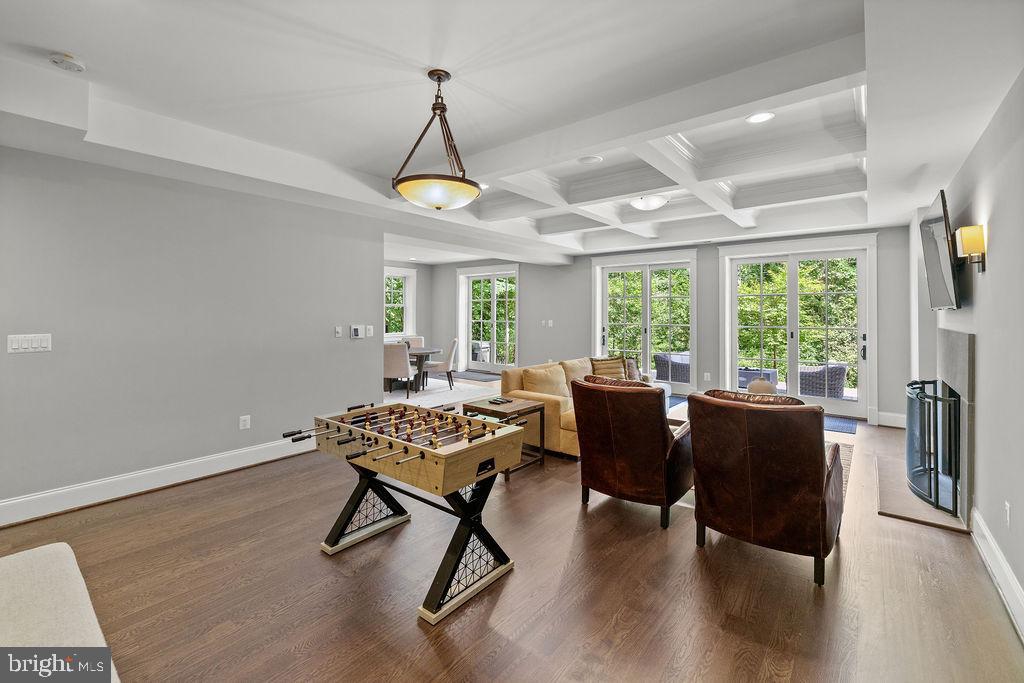 CHESTERBROOK - Residential