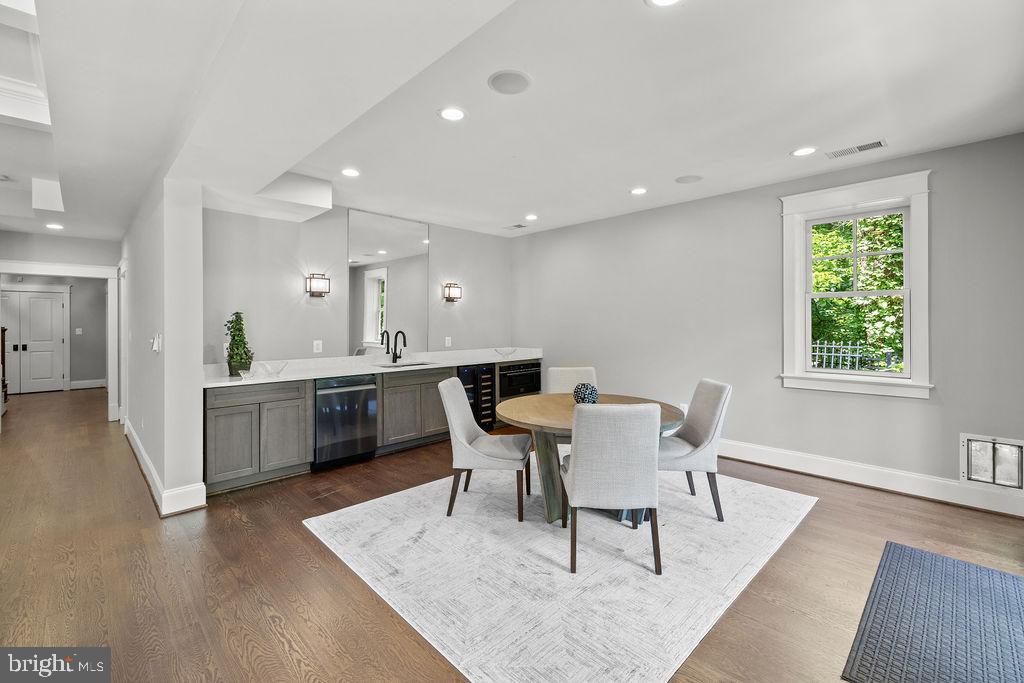 CHESTERBROOK - Residential