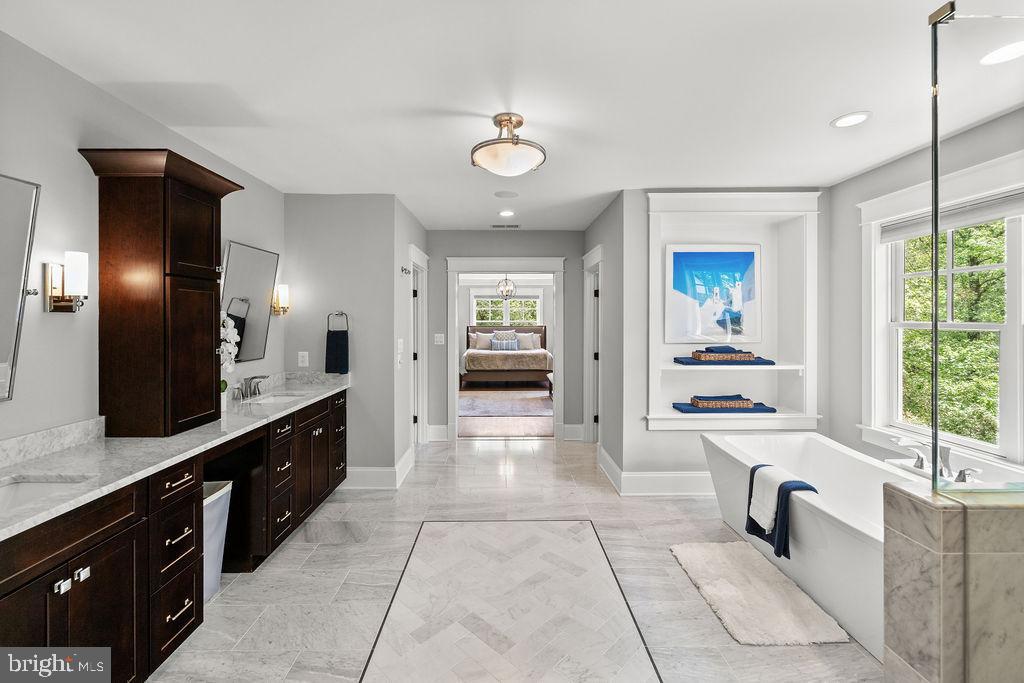 CHESTERBROOK - Residential