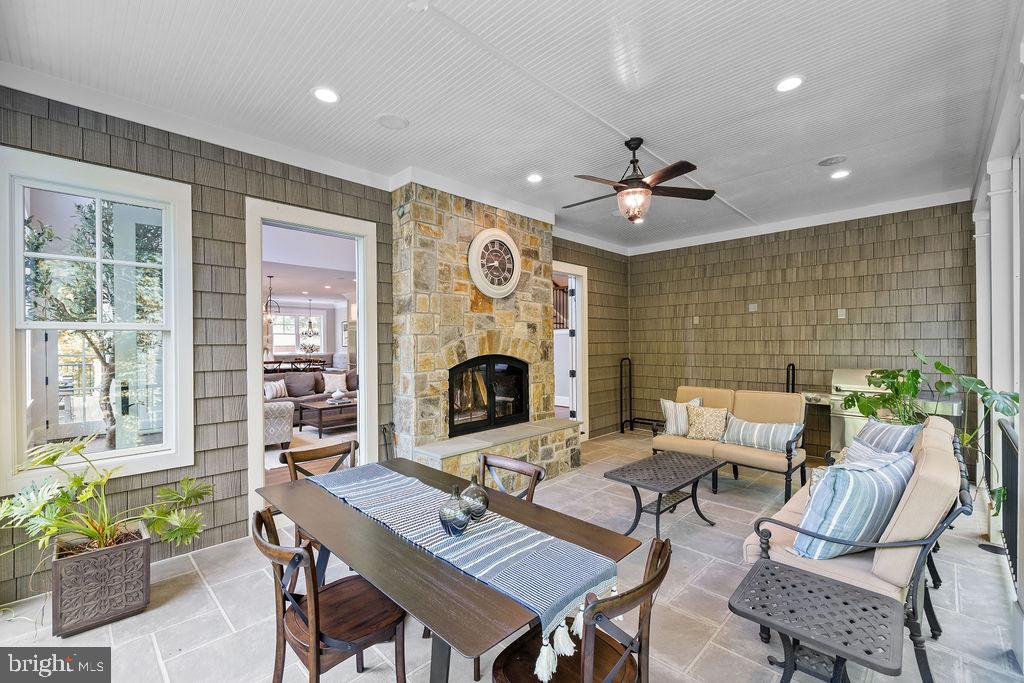 CHESTERBROOK - Residential