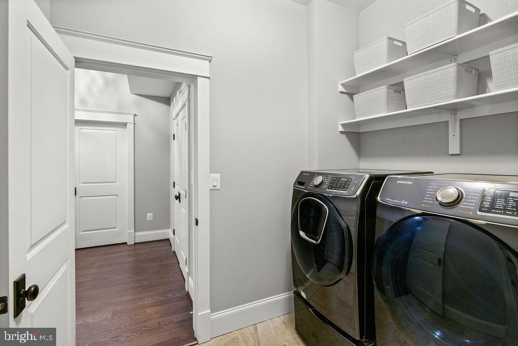 CHESTERBROOK - Residential