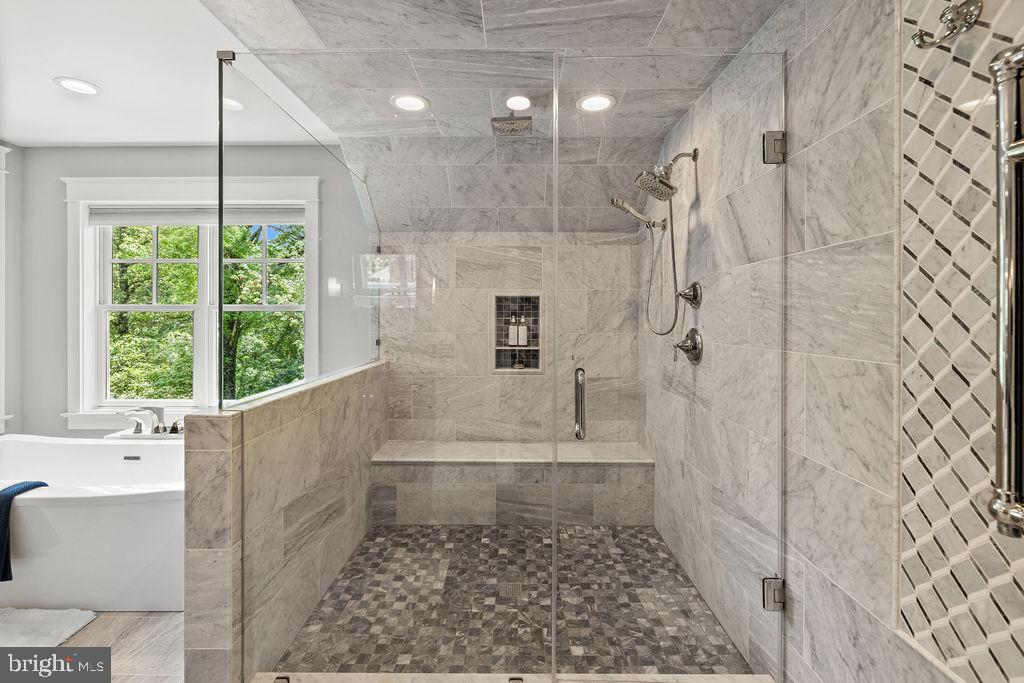 CHESTERBROOK - Residential