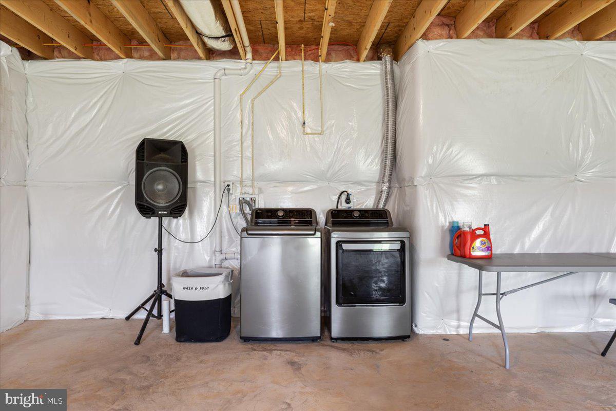 ELIZABETH STATION - Residential