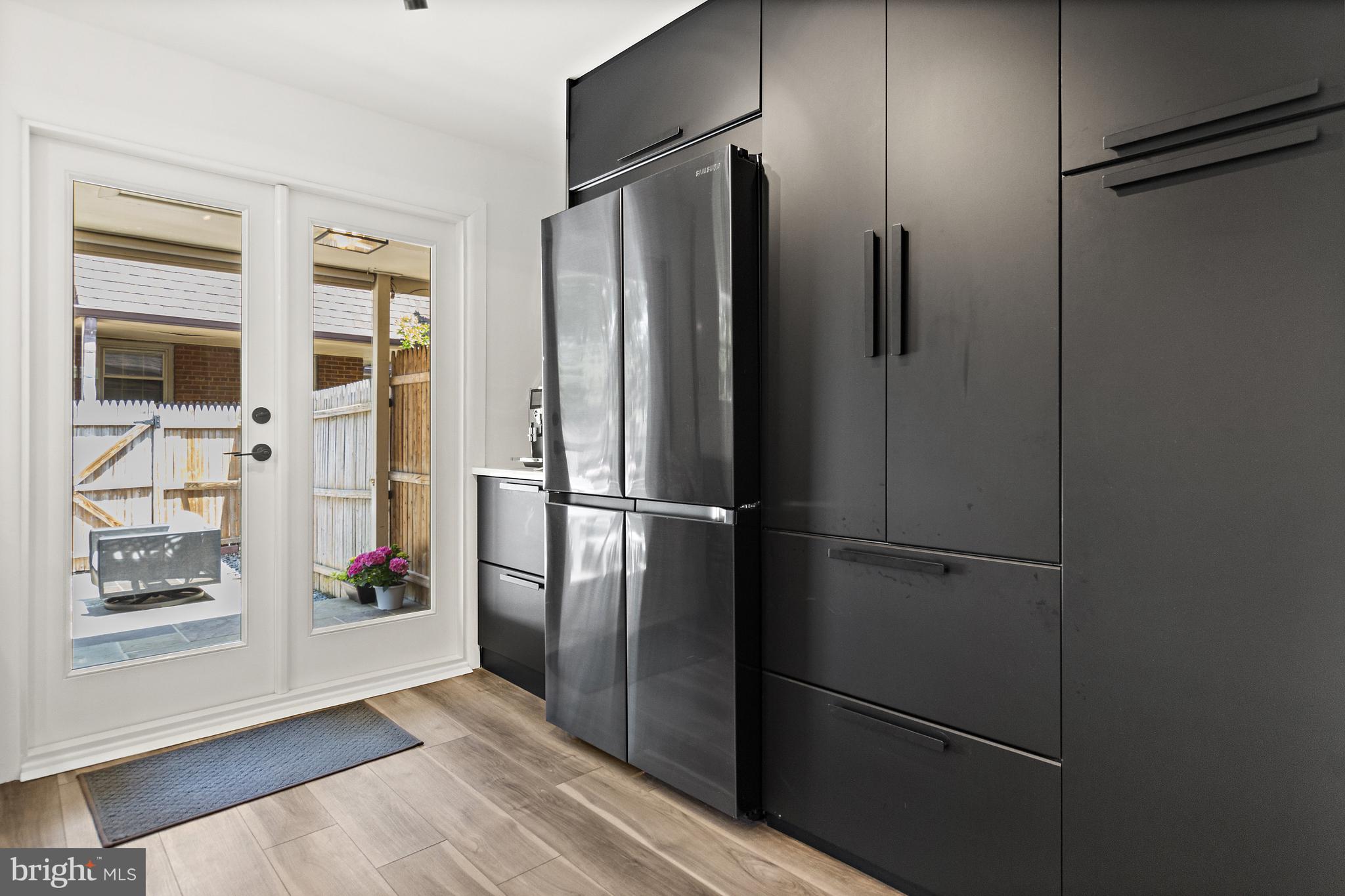 WINTER HILL - Residential