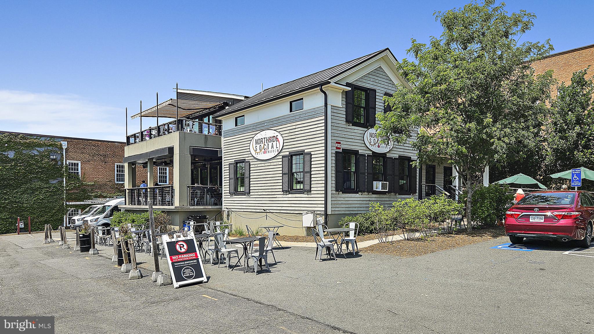 WINTER HILL - Residential