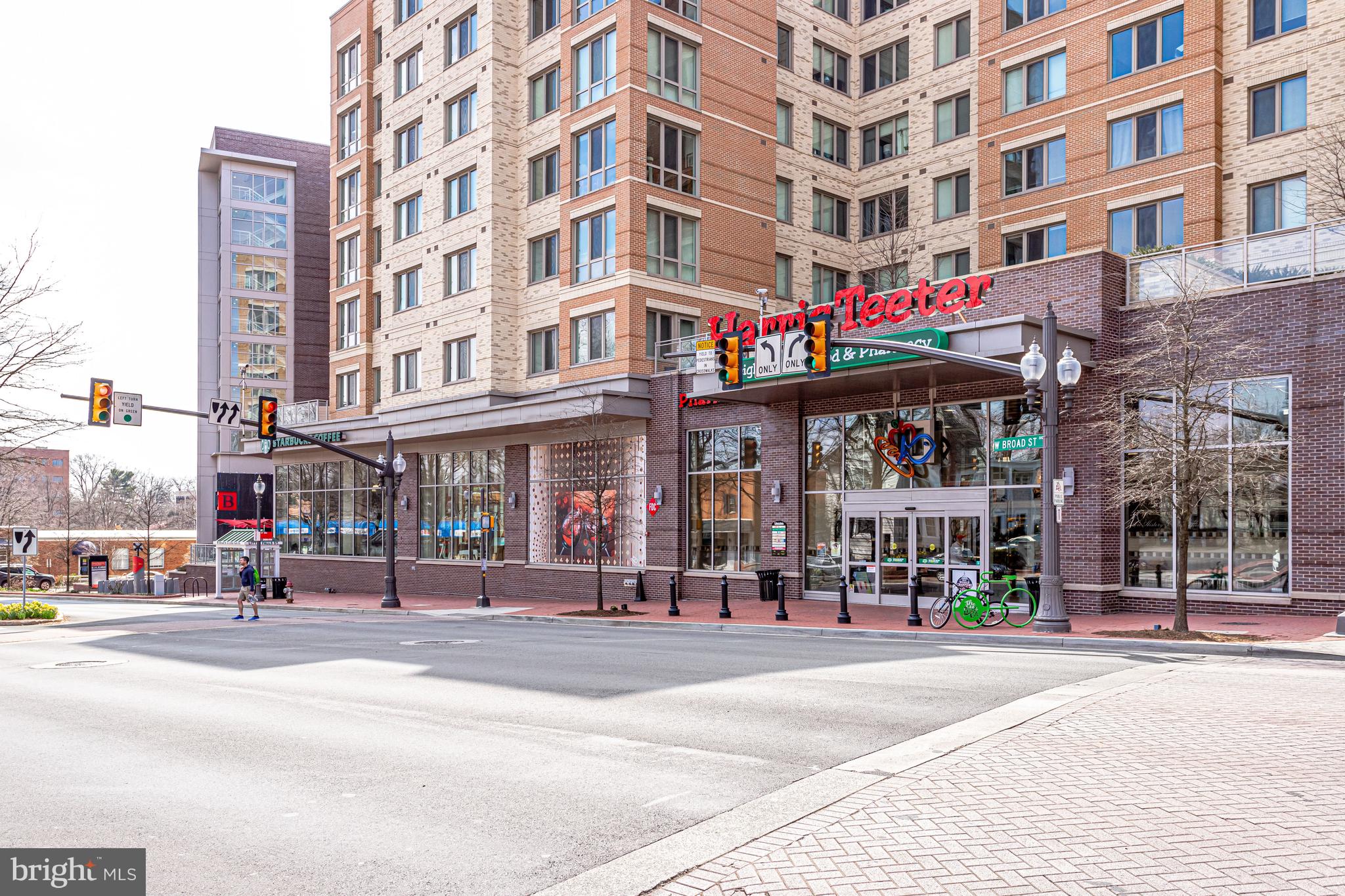 WINTER HILL - Residential