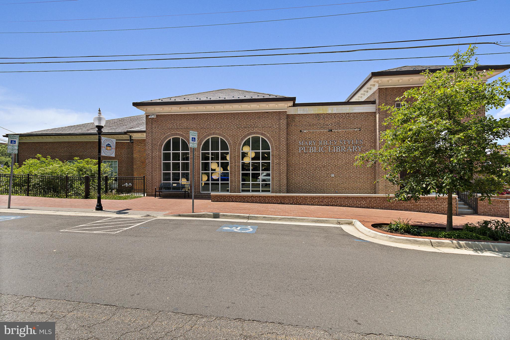 WINTER HILL - Residential