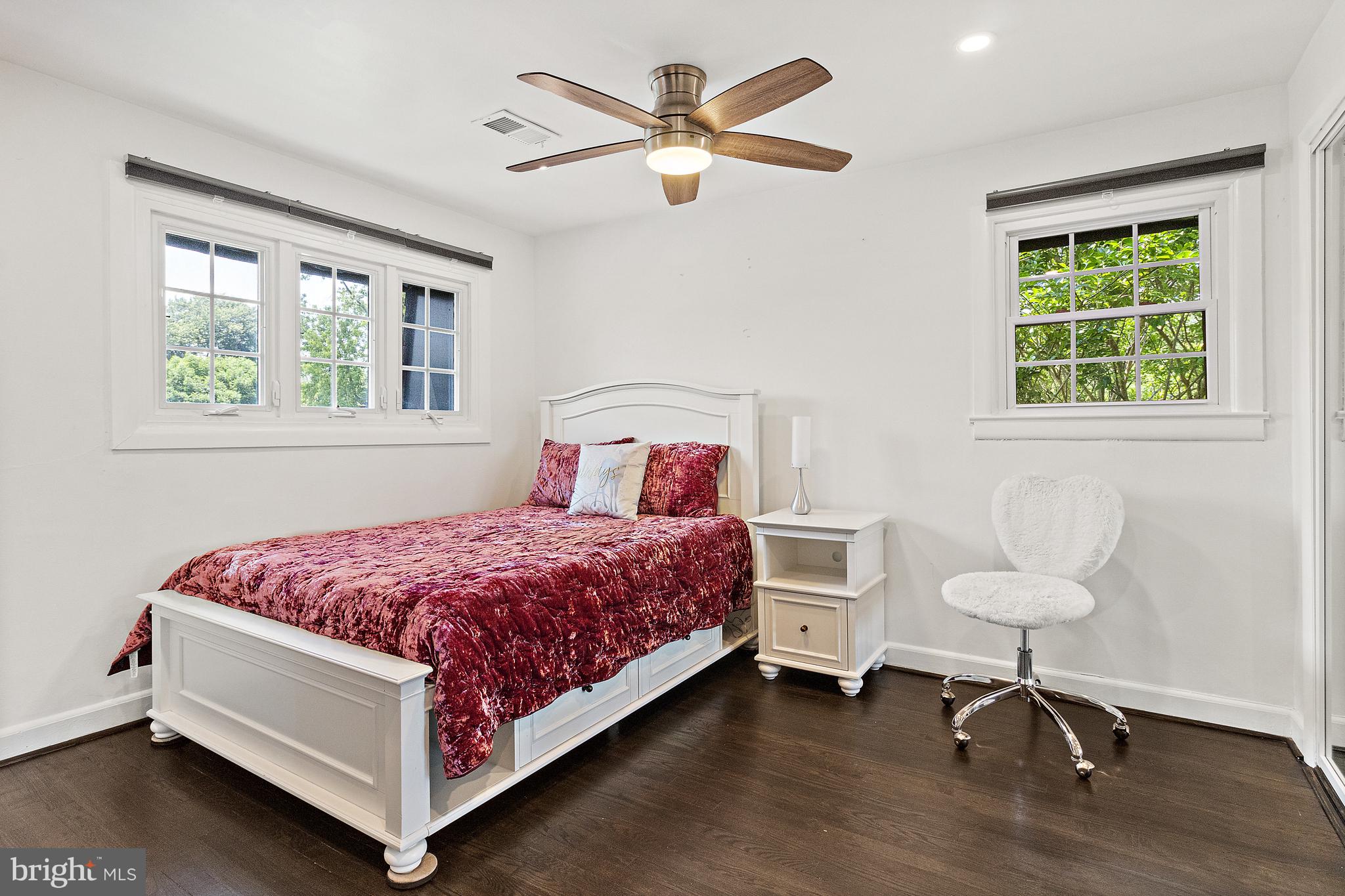 WINTER HILL - Residential