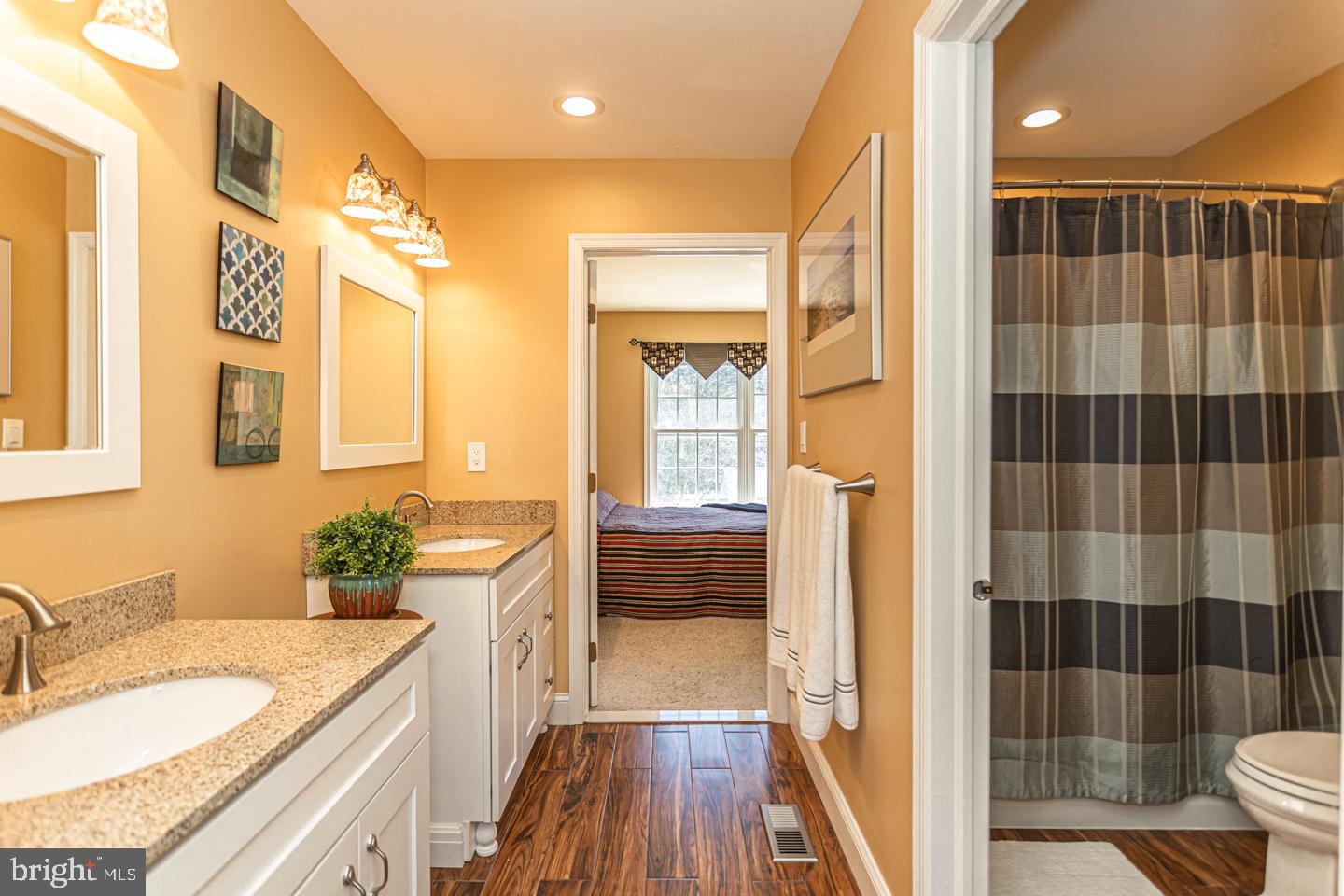 GATEFIELD AT FARMV - Residential