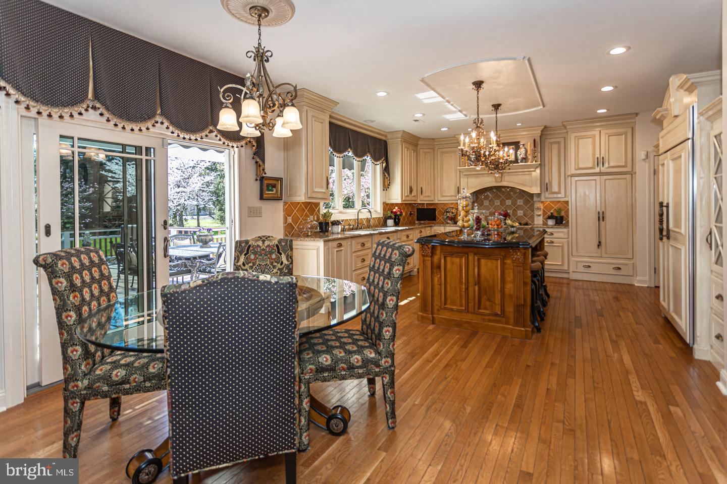 GATEFIELD AT FARMV - Residential