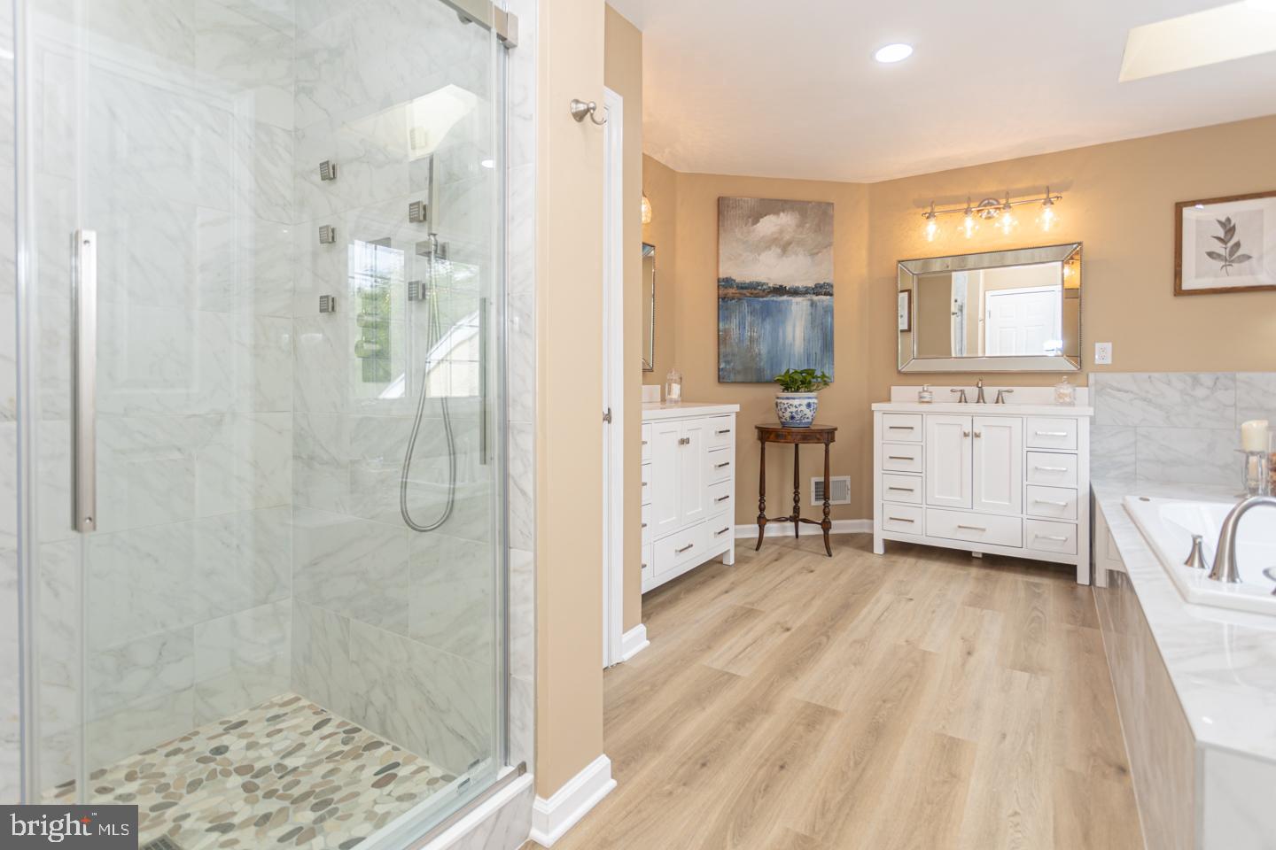 GATEFIELD AT FARMV - Residential