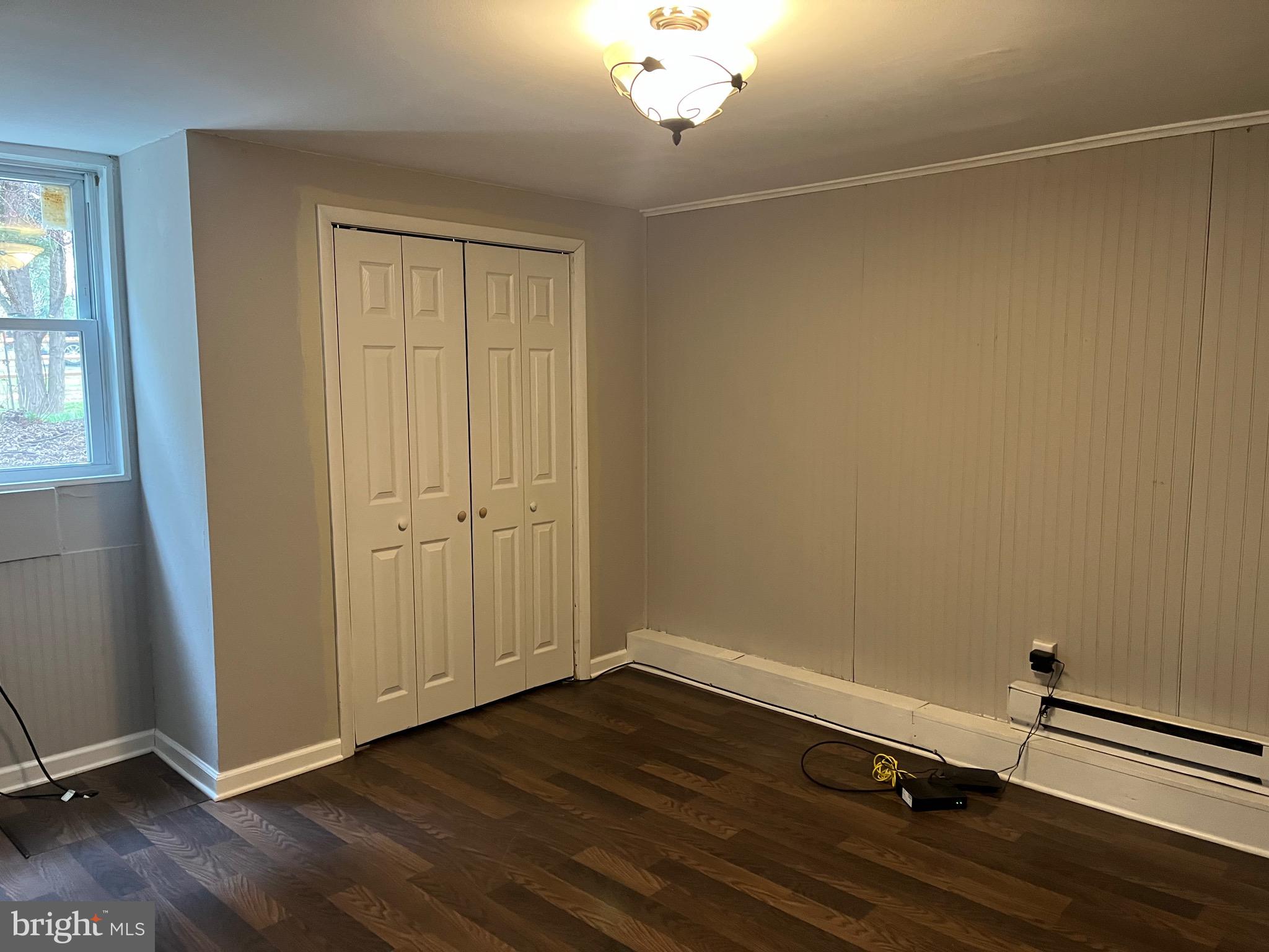 COUNTRY - Residential Income