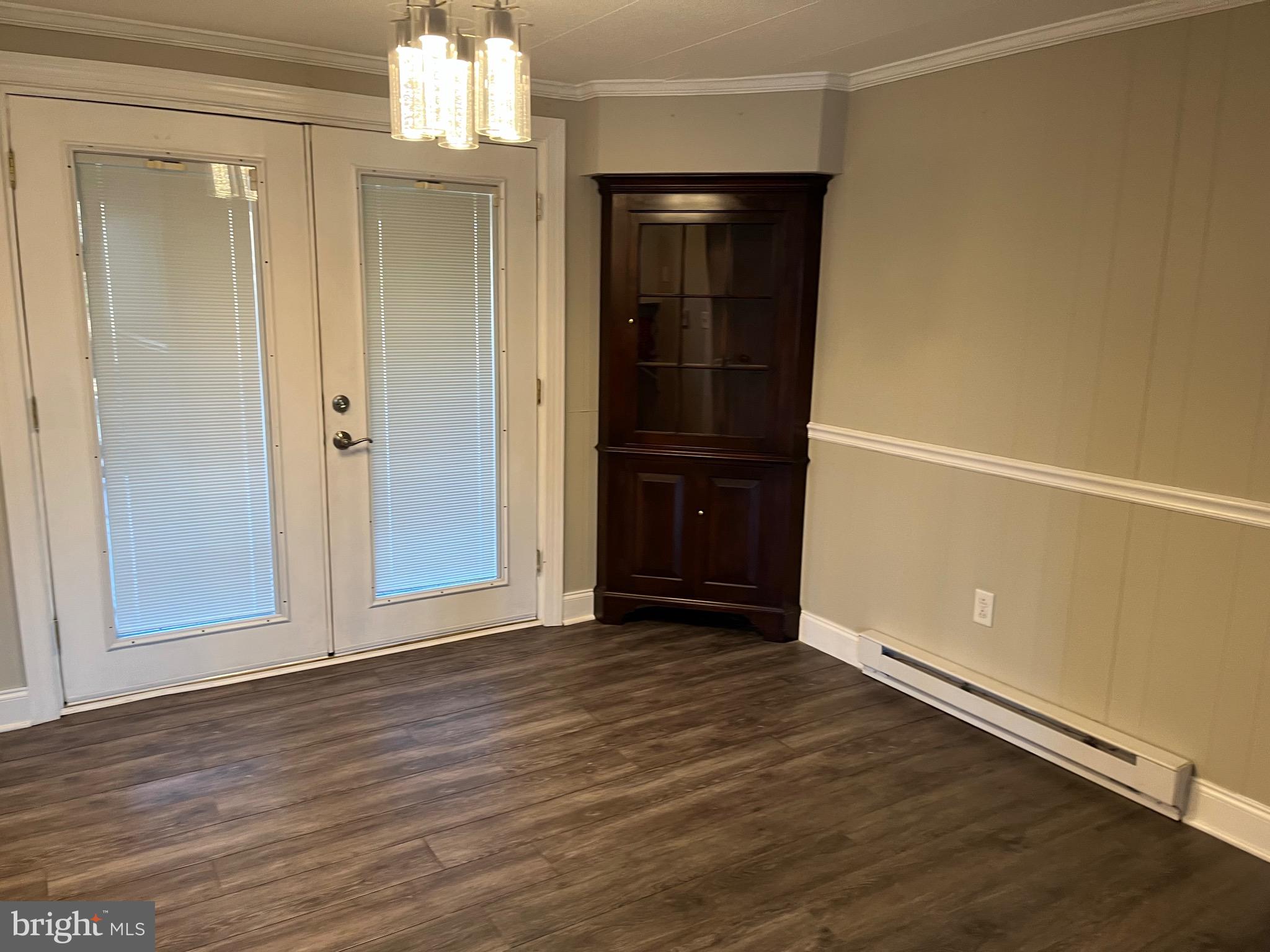 COUNTRY - Residential Income