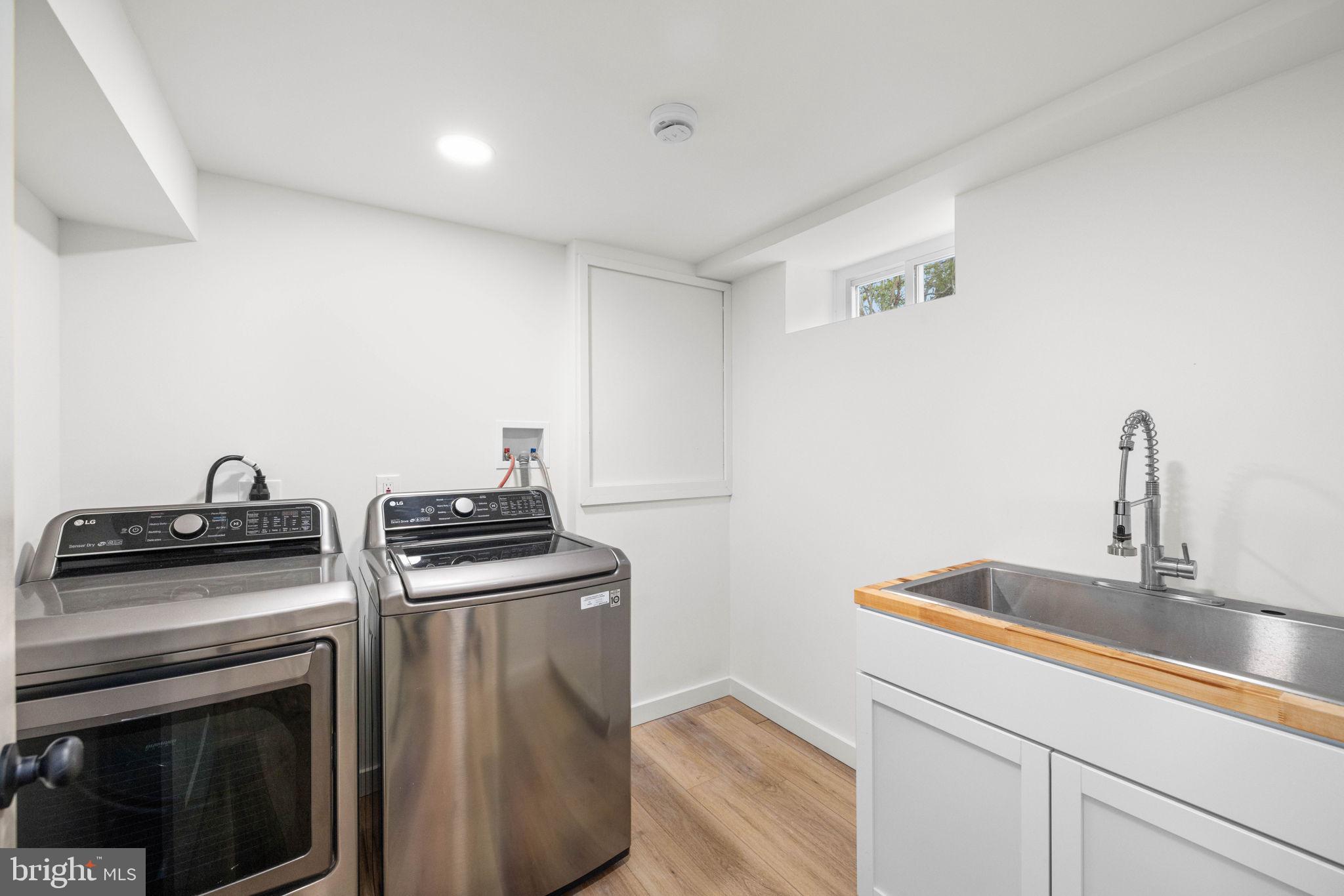 STRATFORD LANDING - Residential