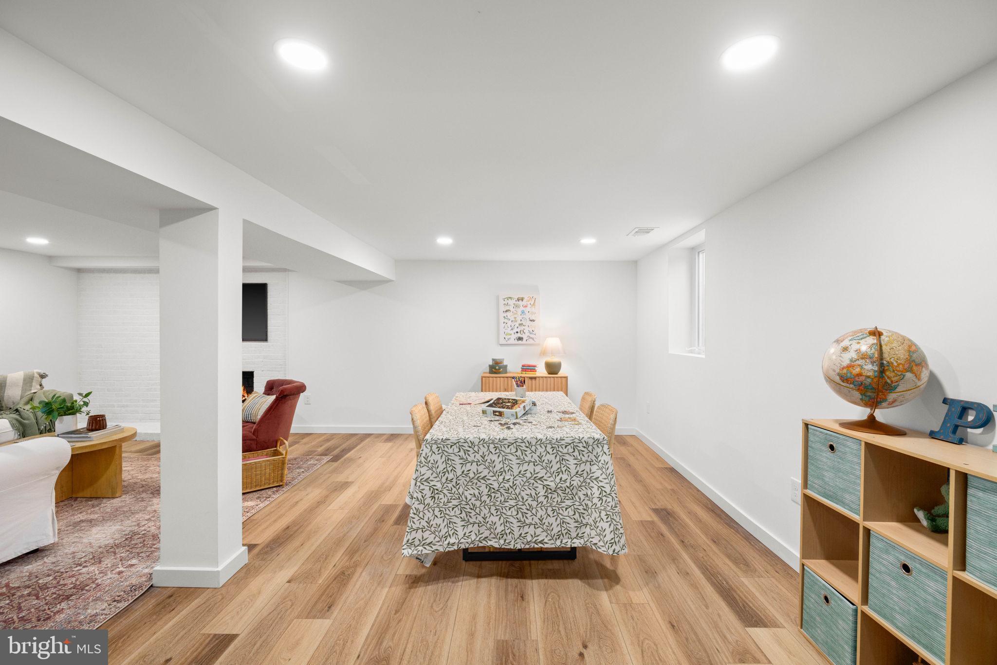 STRATFORD LANDING - Residential