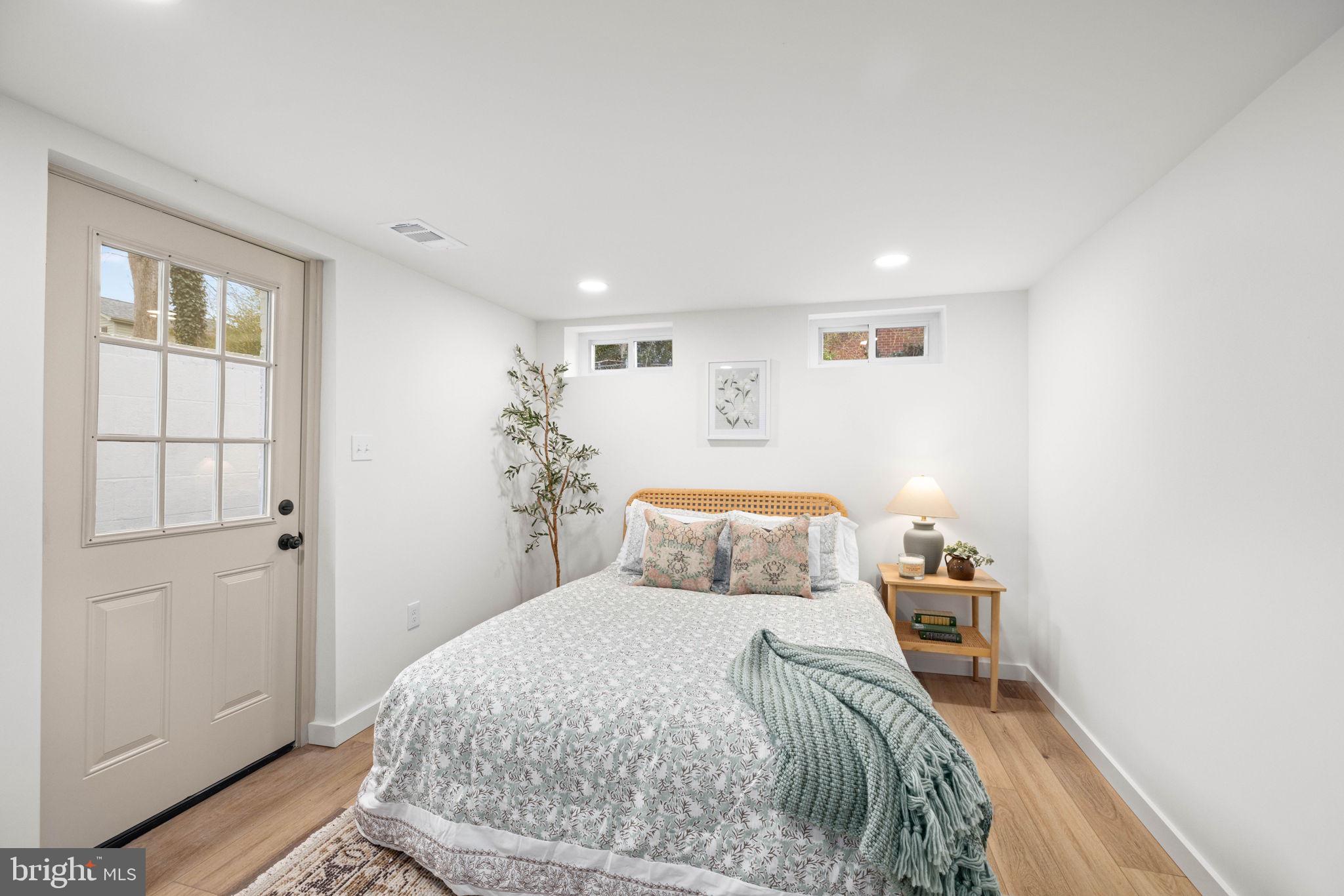 STRATFORD LANDING - Residential