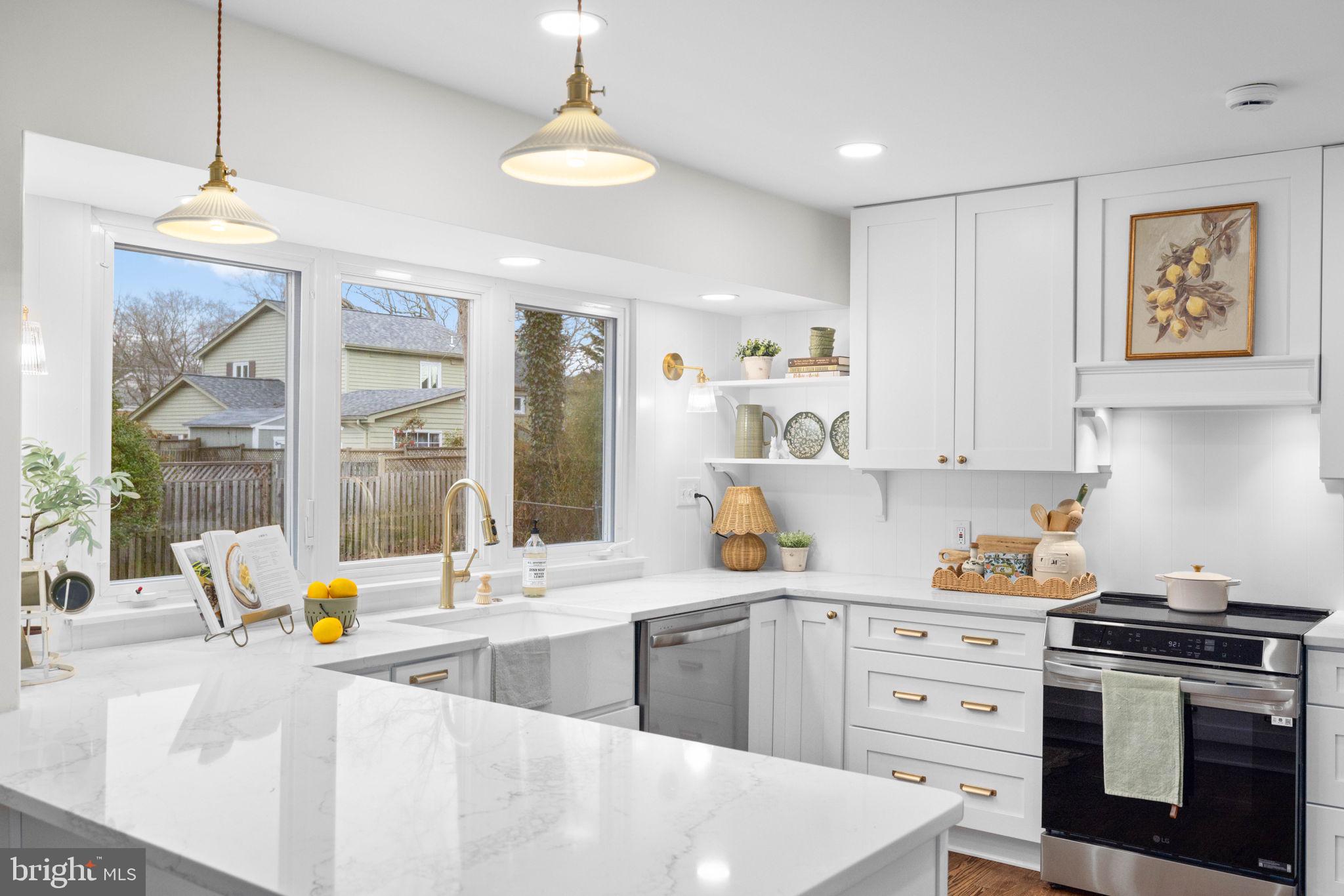 STRATFORD LANDING - Residential