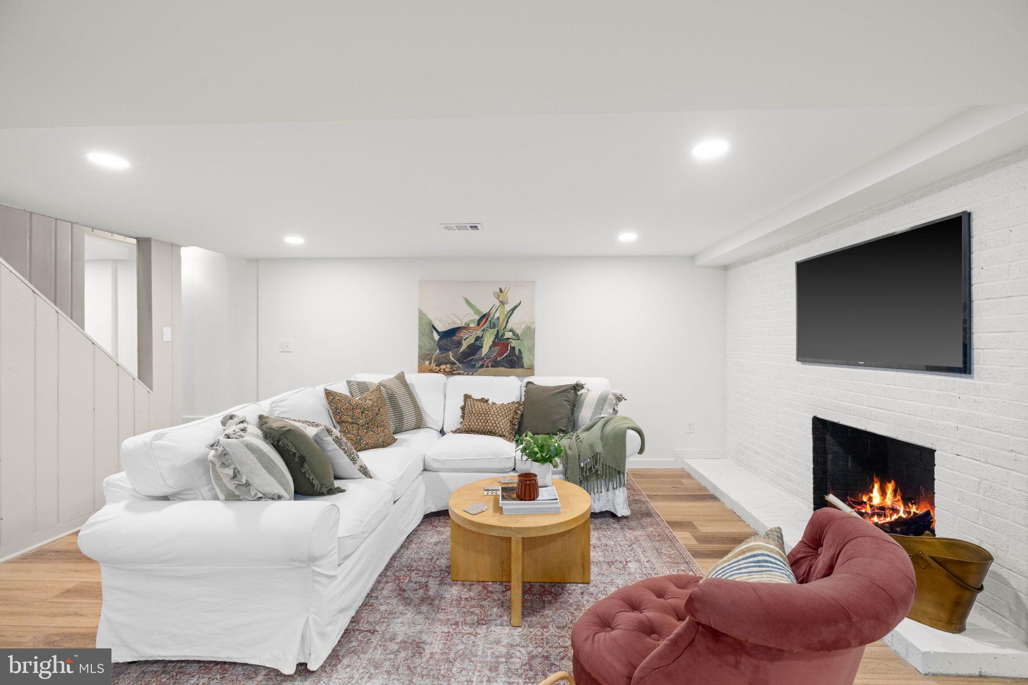 STRATFORD LANDING - Residential