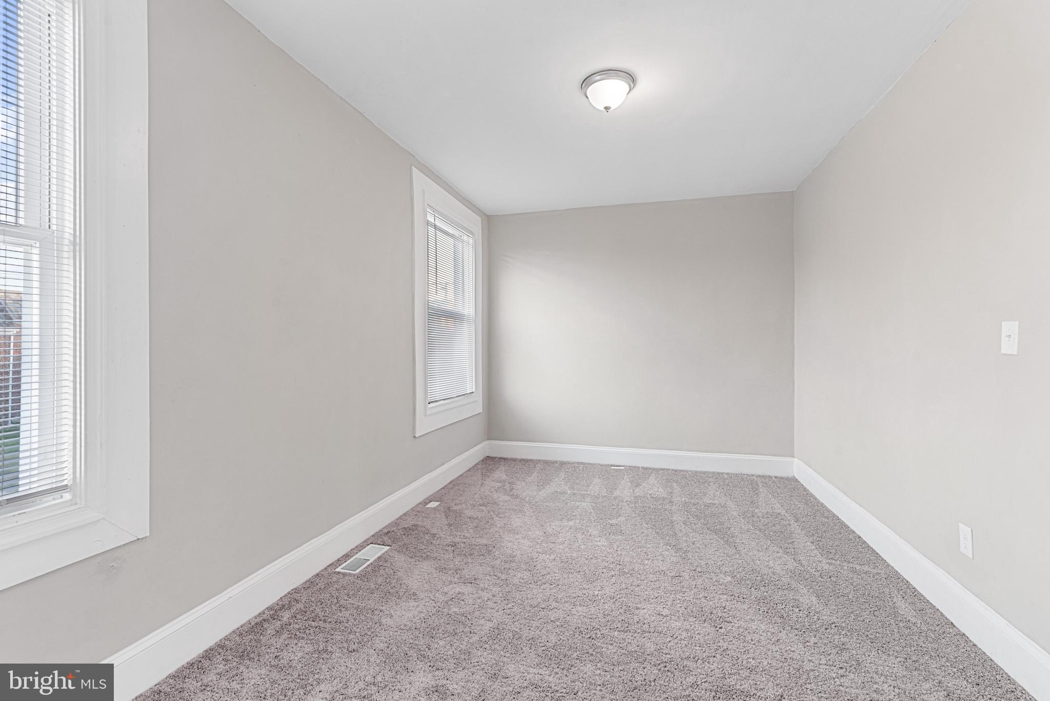 WINSTON GOVANS - Residential