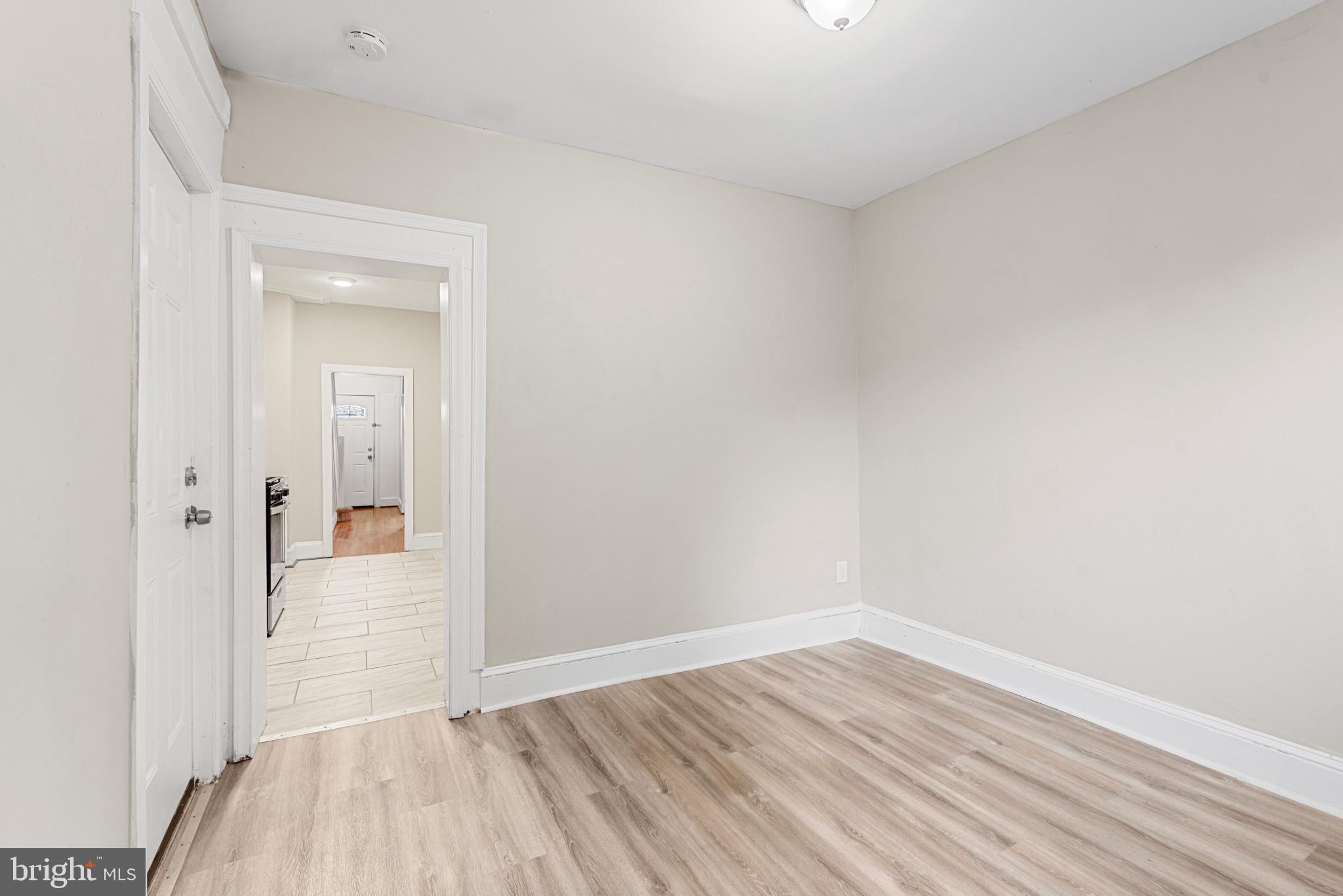 WINSTON GOVANS - Residential