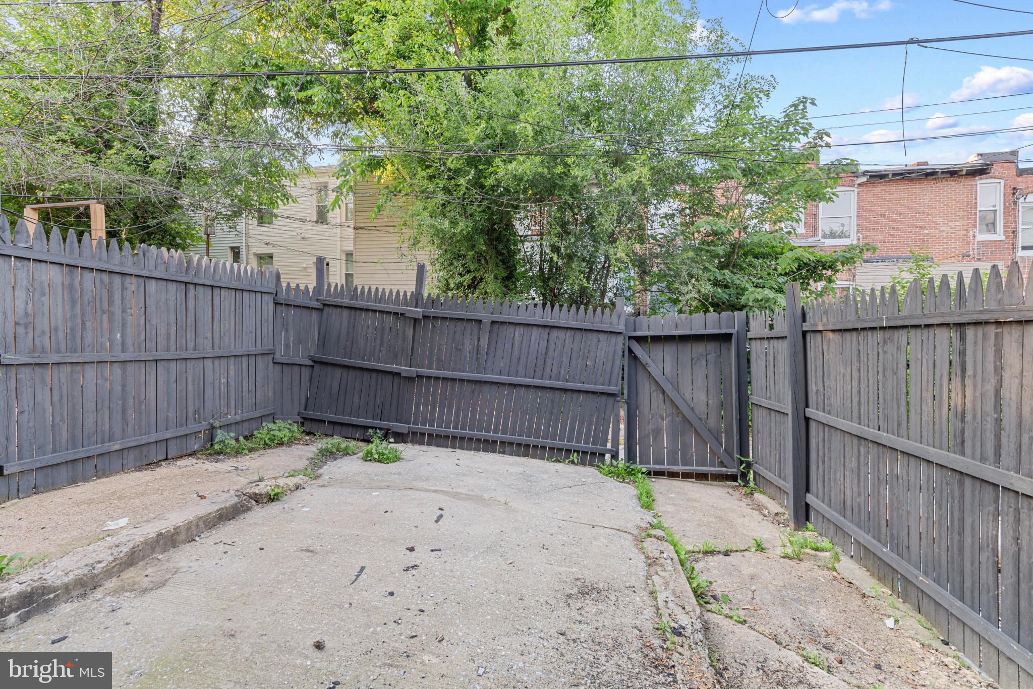 WINSTON GOVANS - Residential