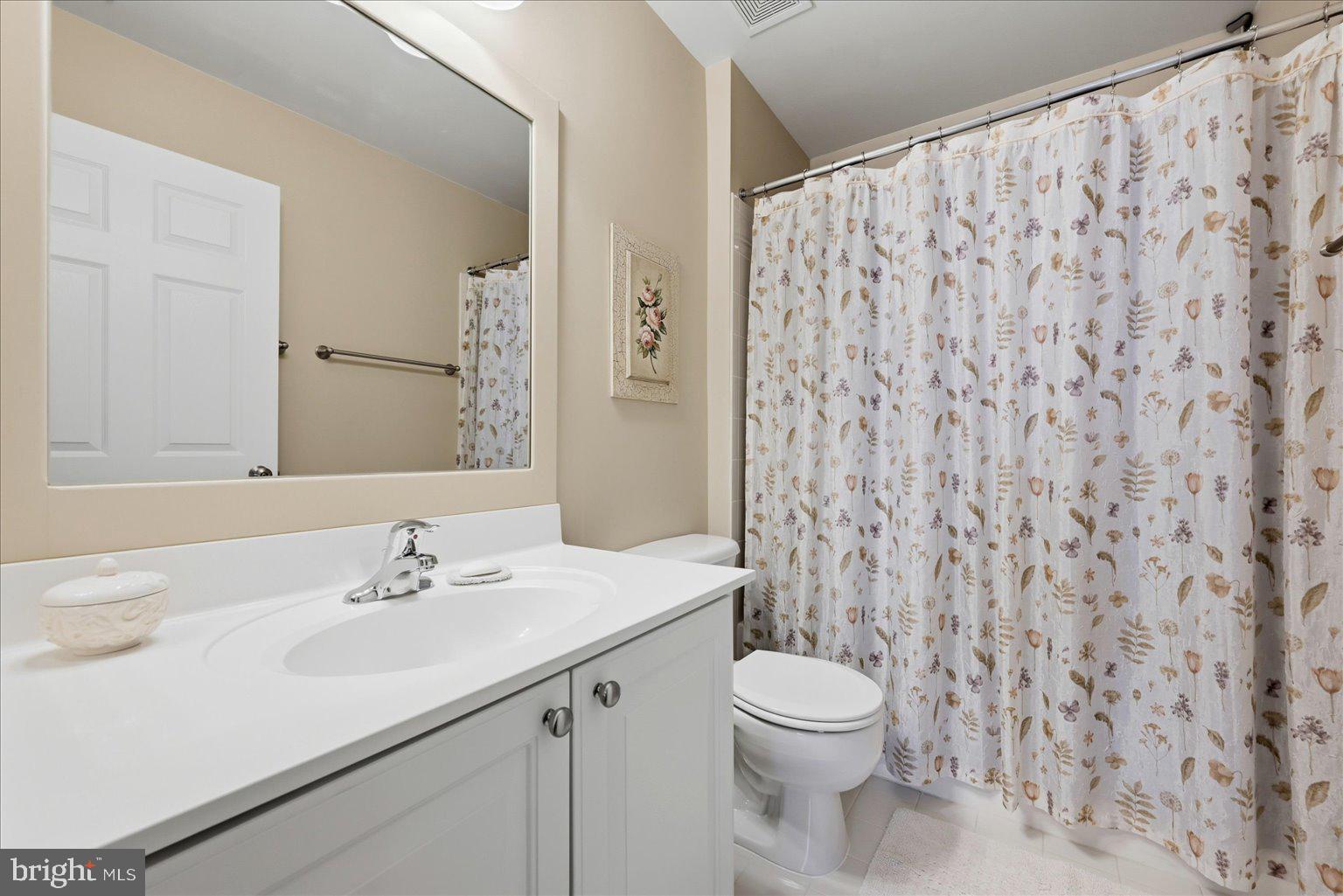 PORT POTOMAC - Residential