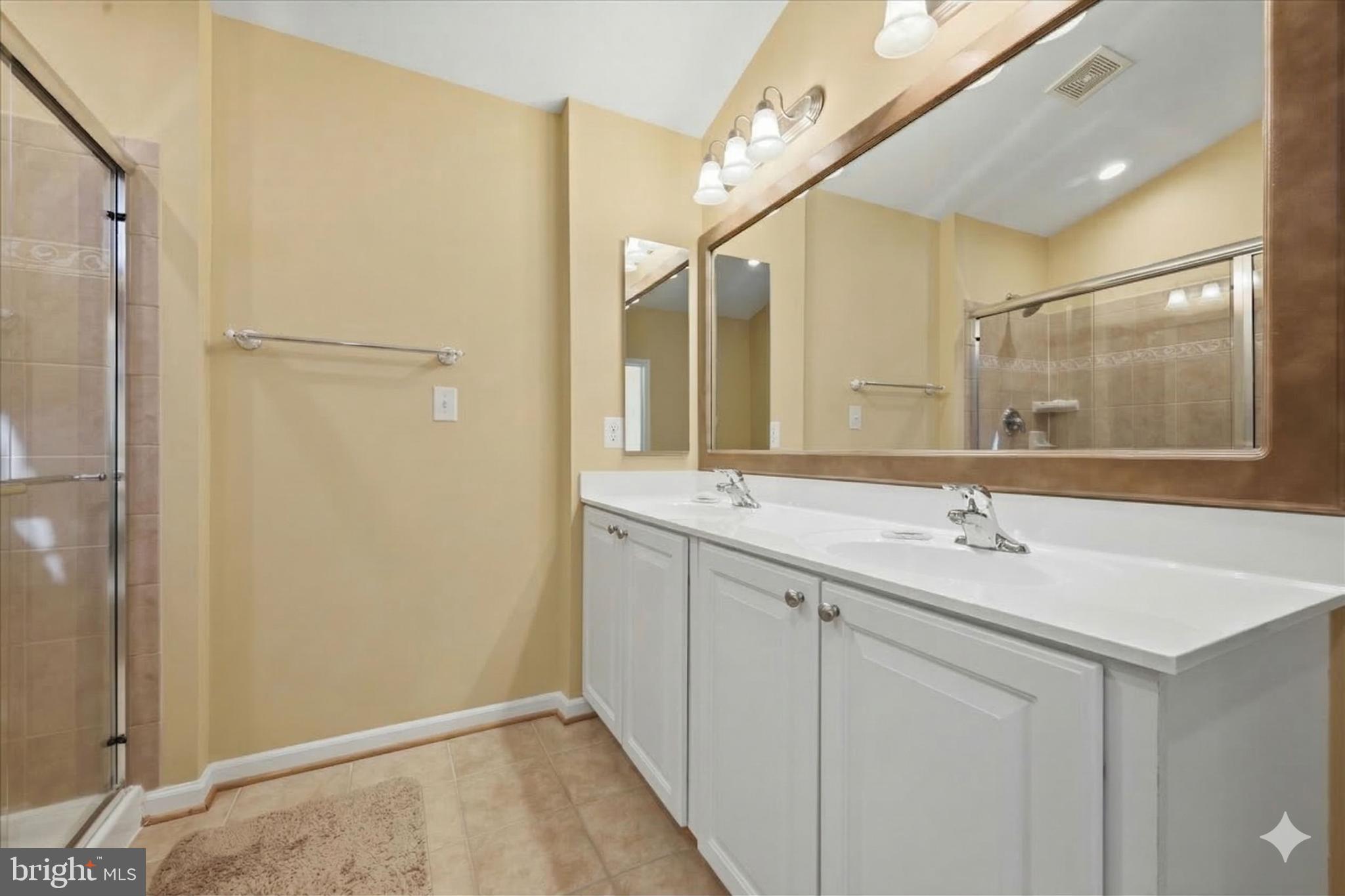 PORT POTOMAC - Residential