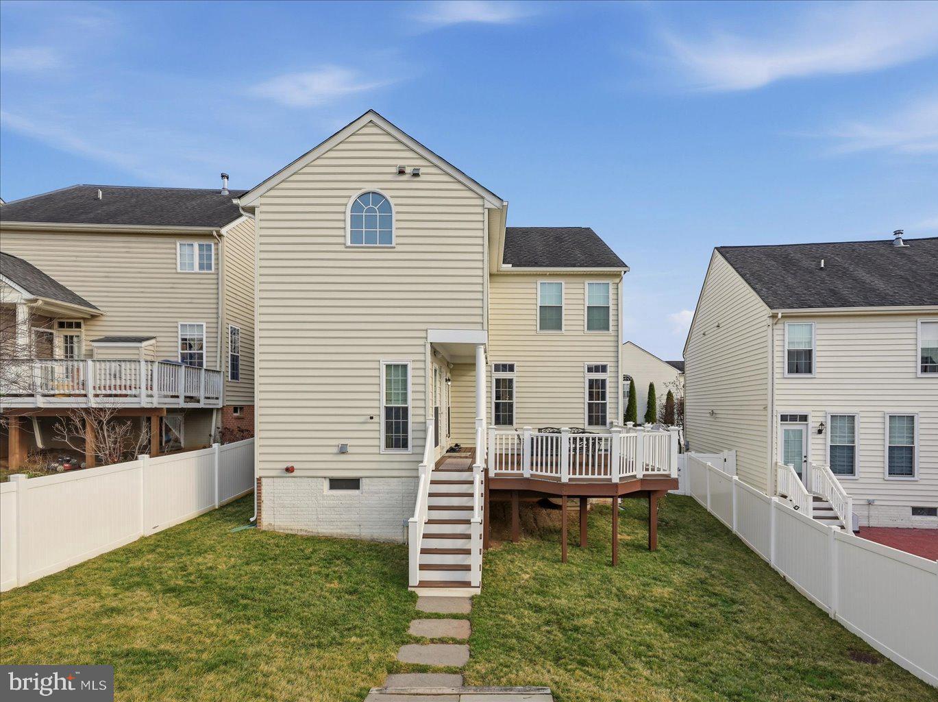 PORT POTOMAC - Residential