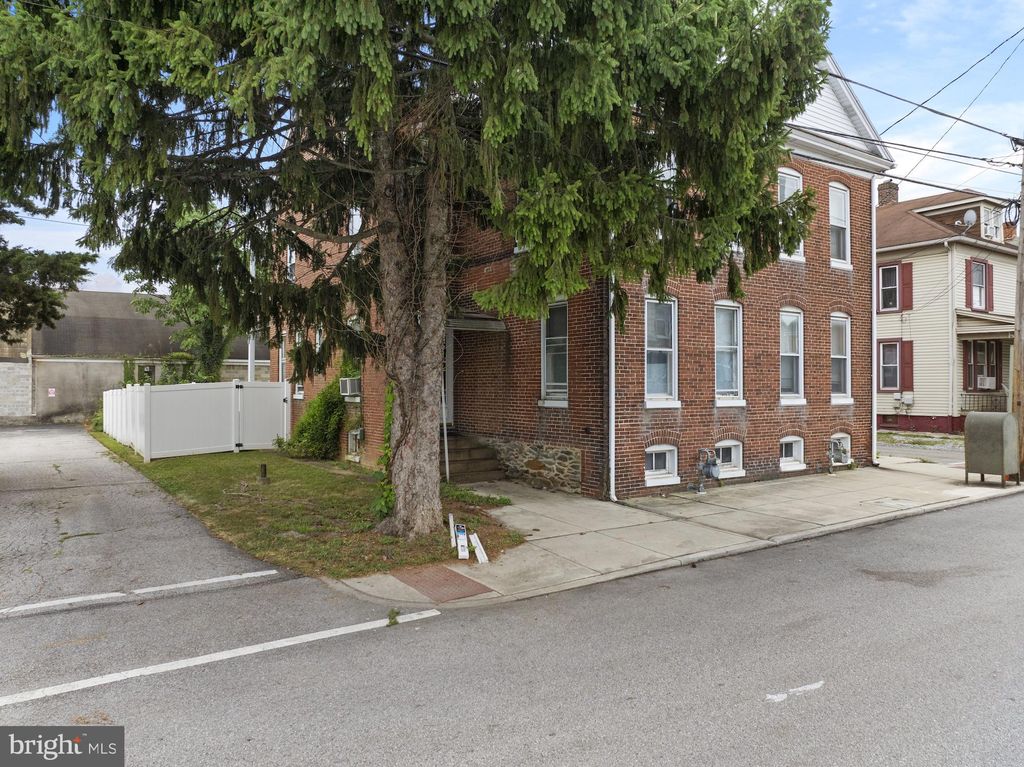 Photo of 515 Stock Street, HANOVER, PA 17331 (MLS # PAYK2089066)