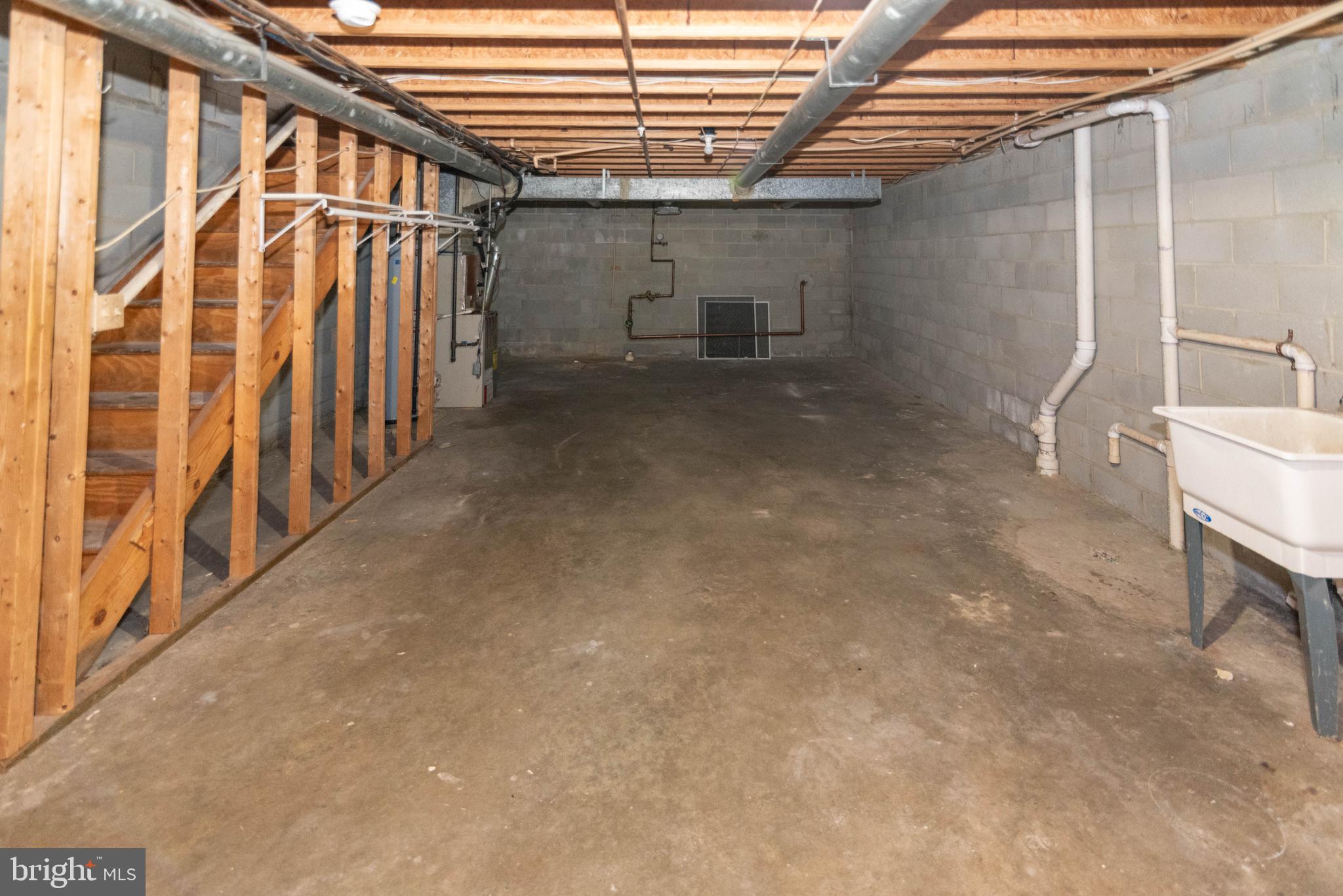 JOHNSTON SQUARE - Residential