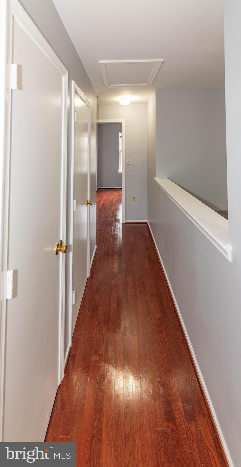 JOHNSTON SQUARE - Residential