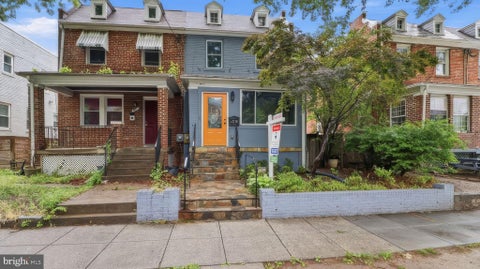 Townhouse For Rent - 2708 Minnesota Avenue<br/> WASHINGTON, DC 20019