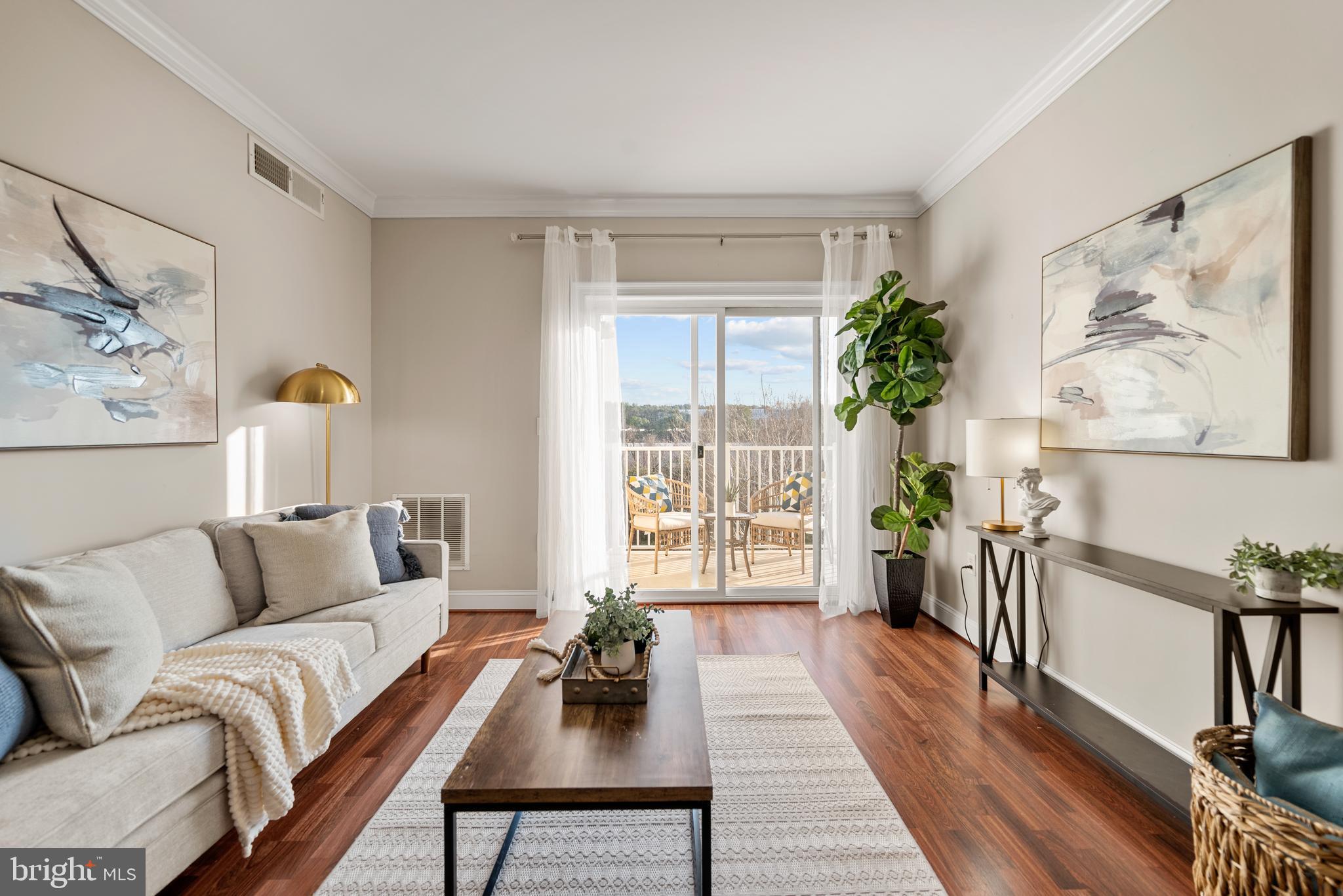 ISABELLA AT MONTICELLO MEWS - Residential