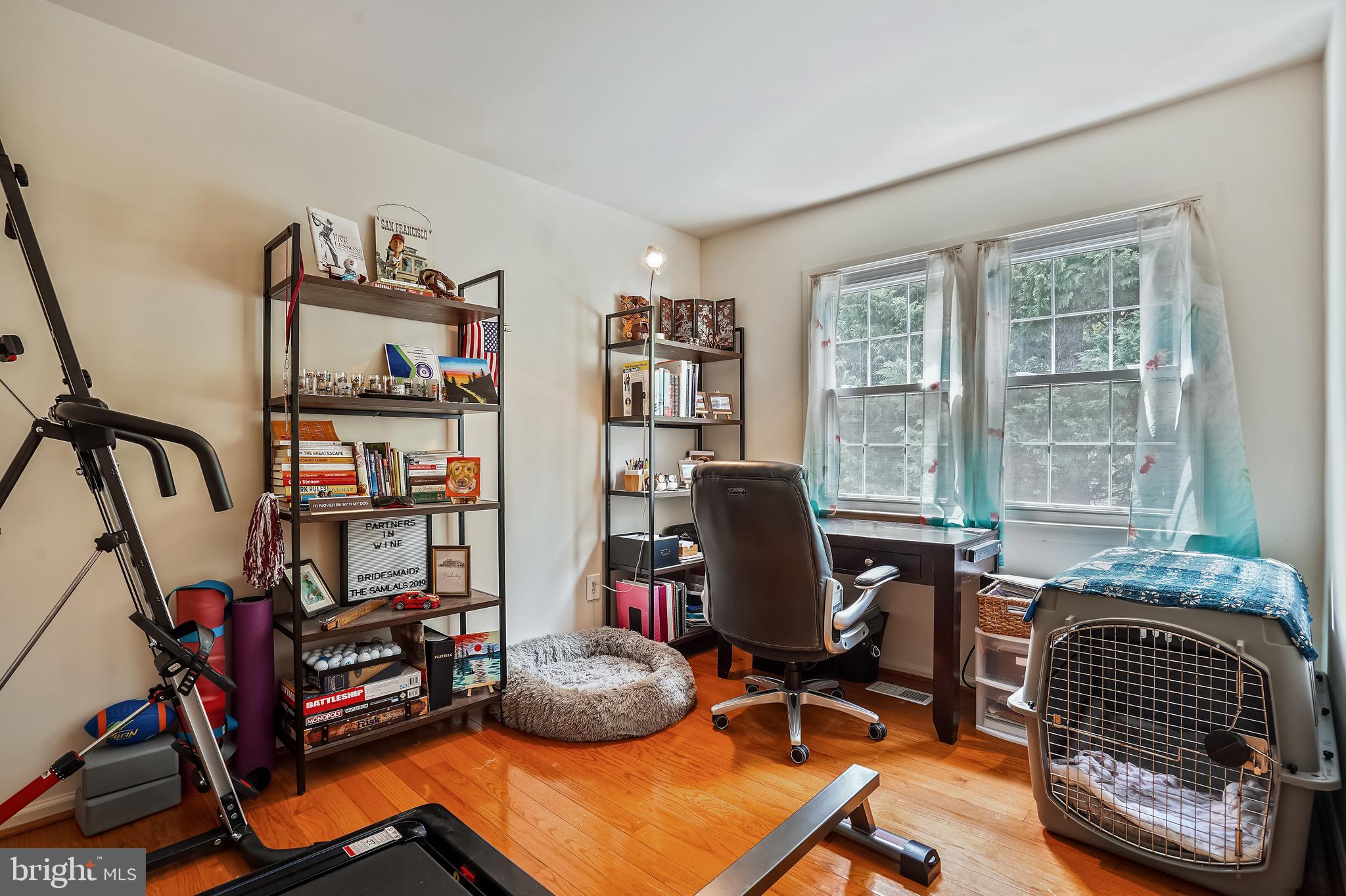 NEWINGTON STATION - Residential