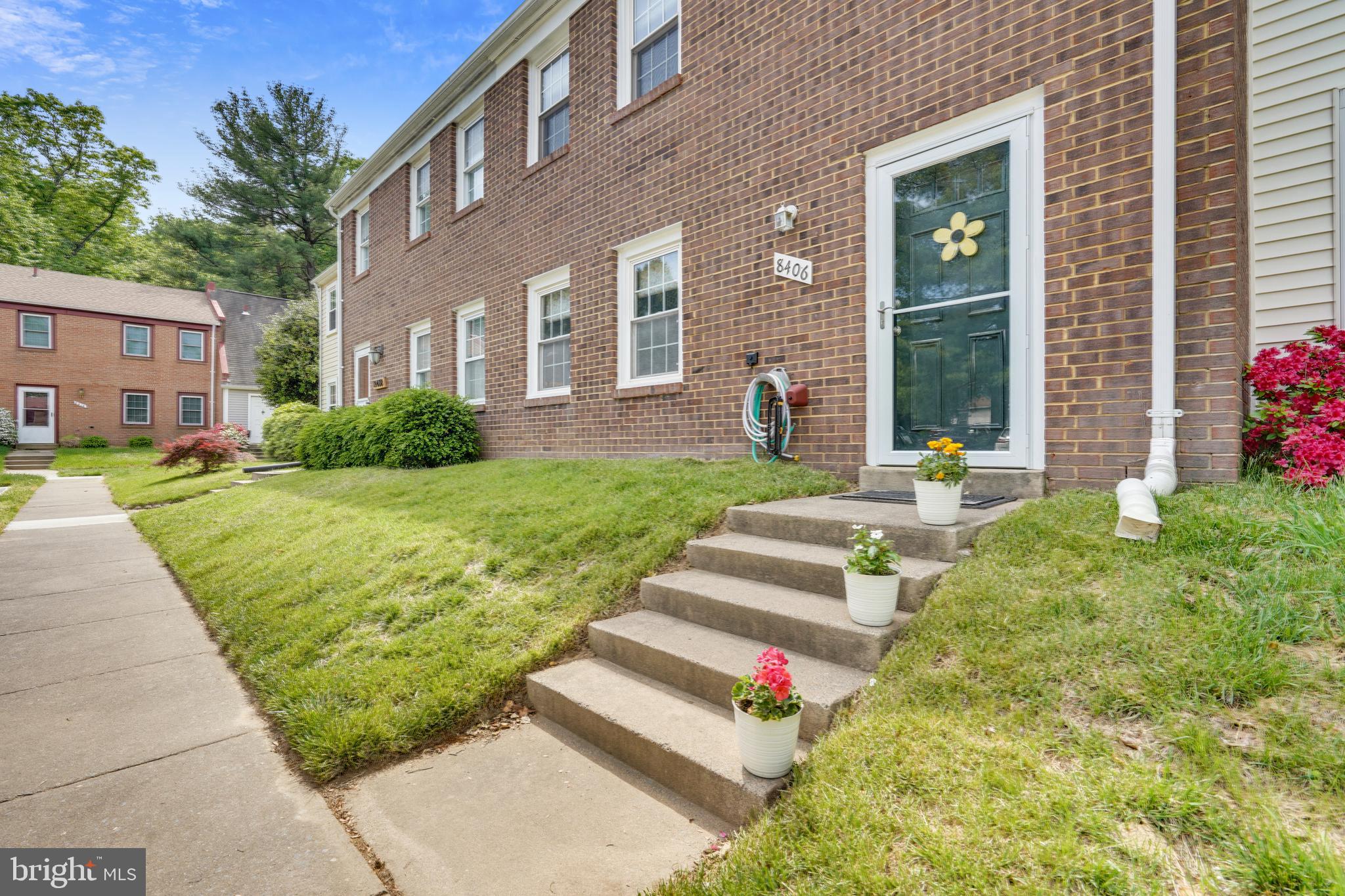 NEWINGTON STATION - Residential