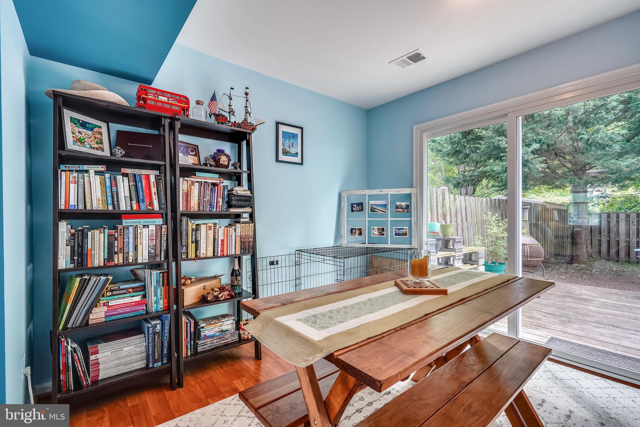 NEWINGTON STATION - Residential