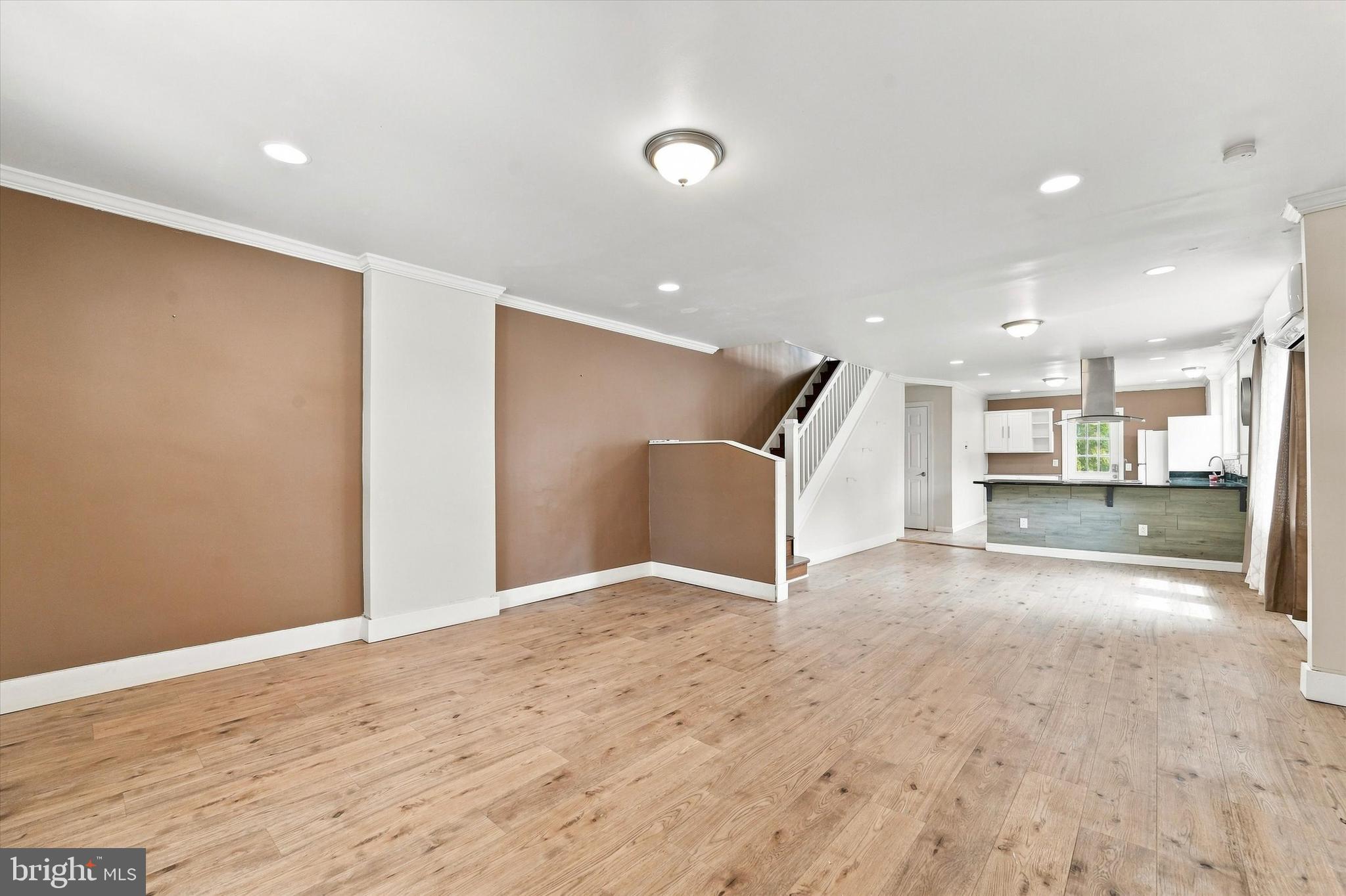 217 W JOHNSON HIGHWAY